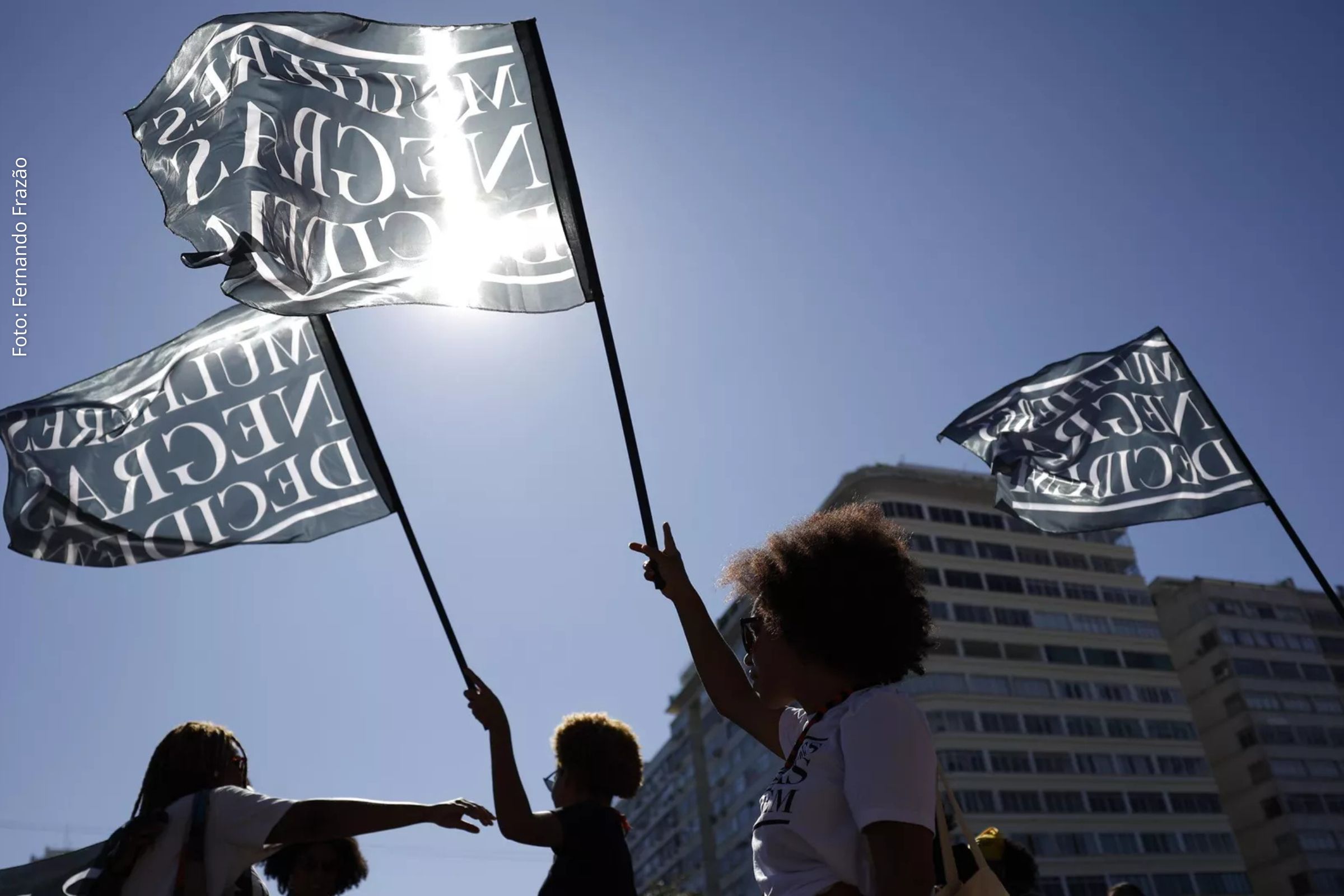 Elites brasileiras privilegiam raízes europeias e ignoram identidade latino-americana, apontam especialistas