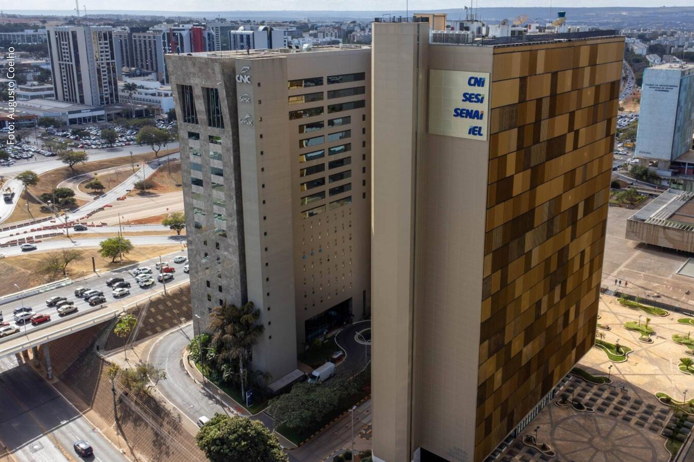 CNI apresenta documento com estratégias para conciliar crescimento econômico e agenda climática durante evento Pré-COP30 em Brasília.