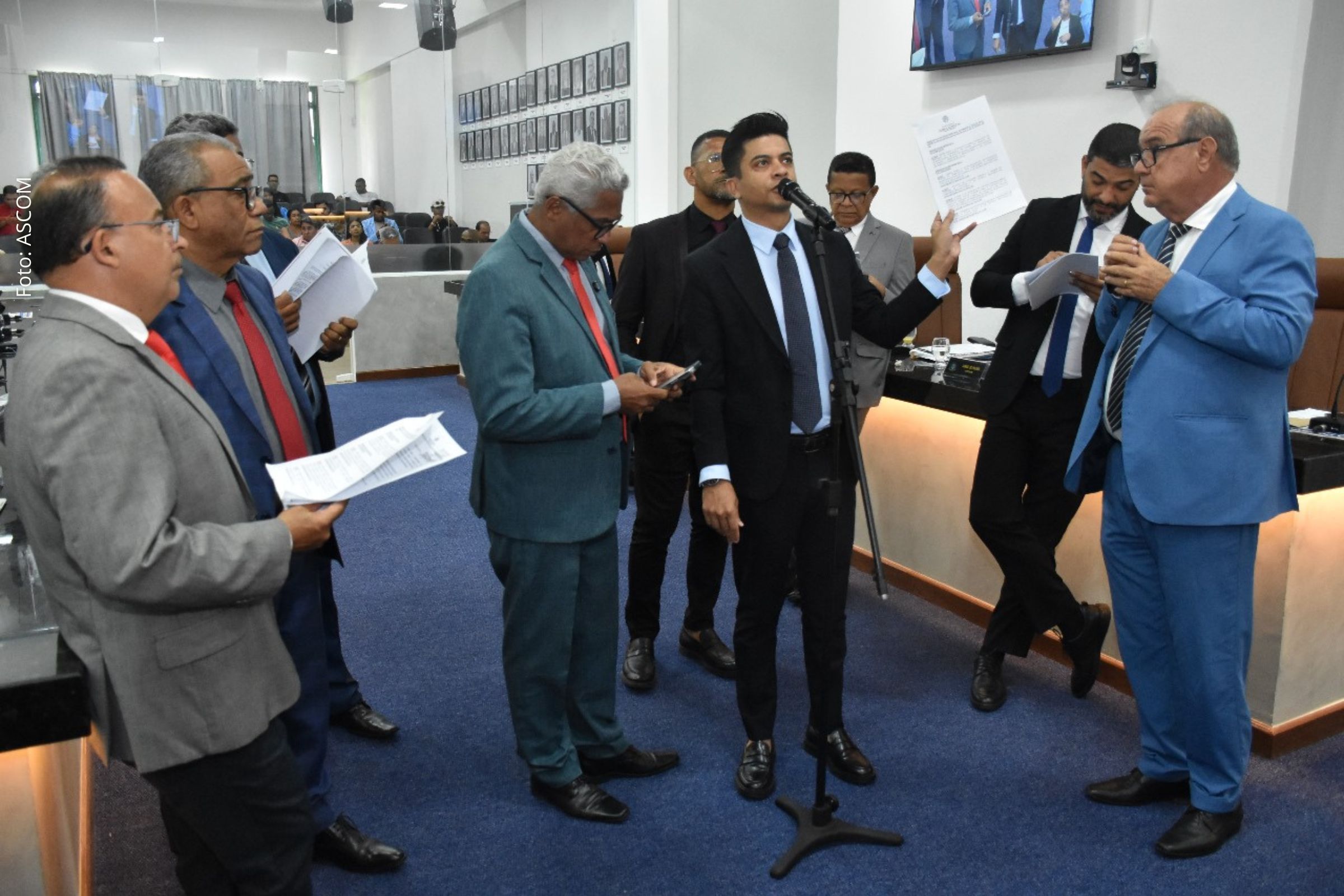 Câmara Municipal de Feira de Santana debate segurança pública e rumores de toque de recolher em bairros