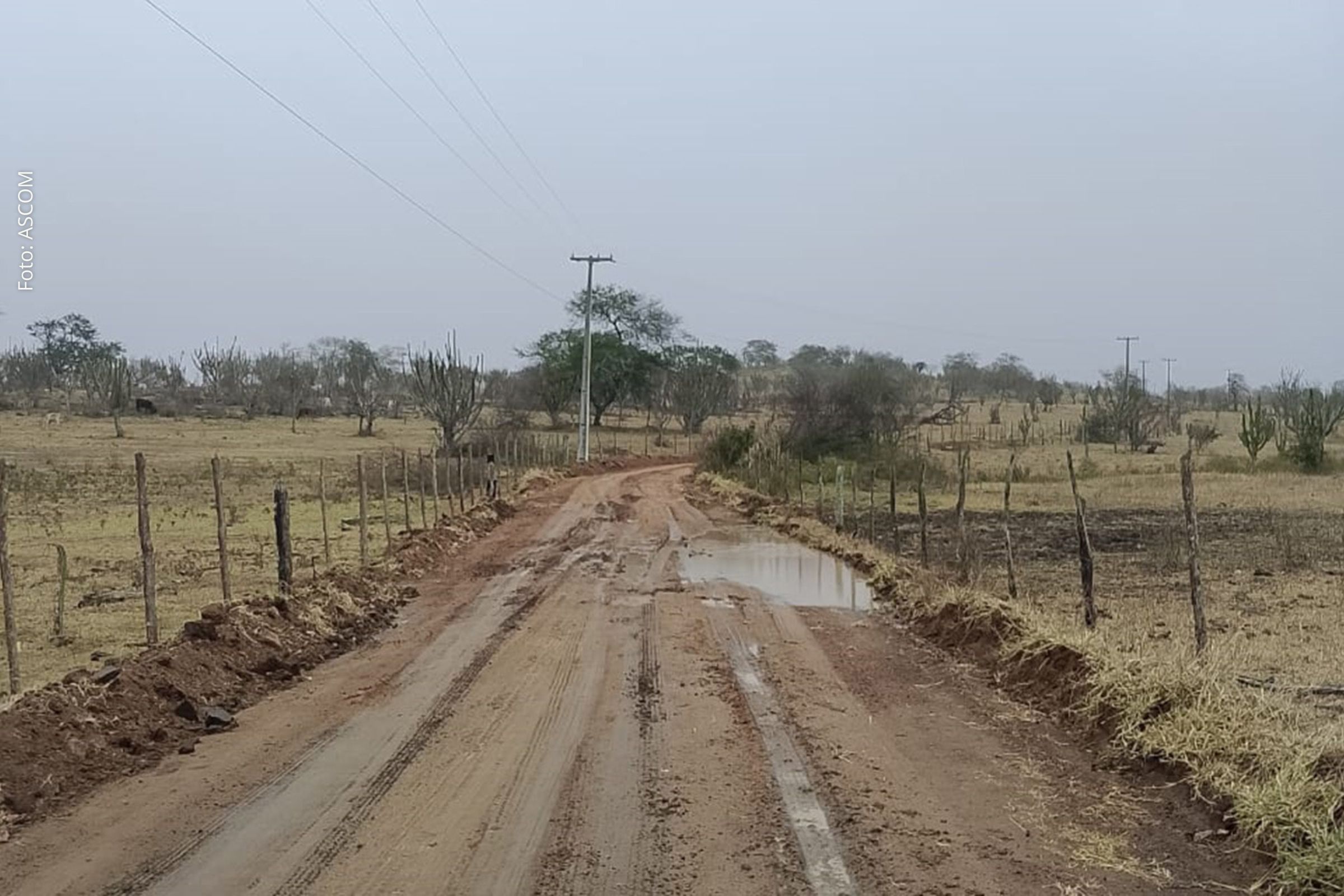 Chuvas recentes interrompem patrolamento e encascalhamento em diversos distritos do município.