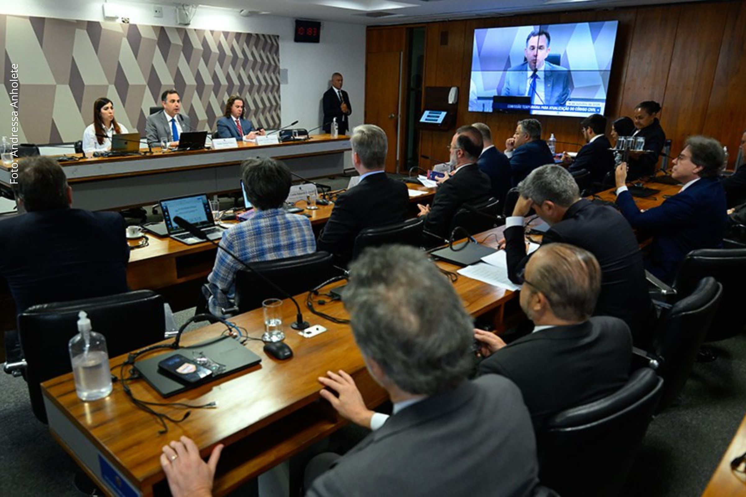 Audiência pública discute PL 4/2025 e impactos de atualização do Código Civil para o século 21.