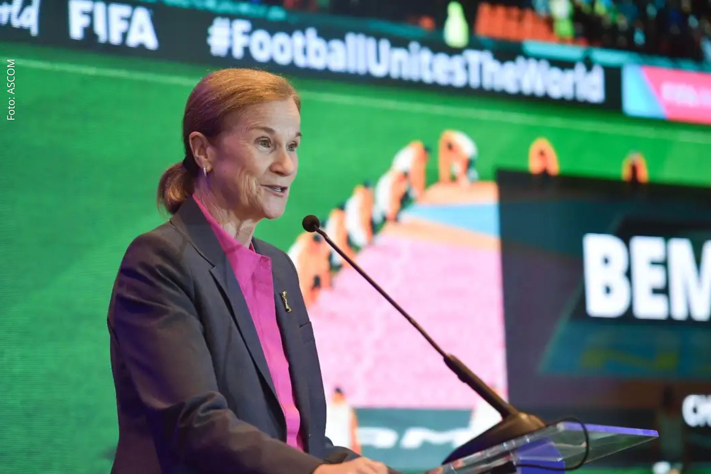 Diretora da Fifa destaca estrutura, entusiasmo dos torcedores e qualidade das atletas para o evento na América do Sul.