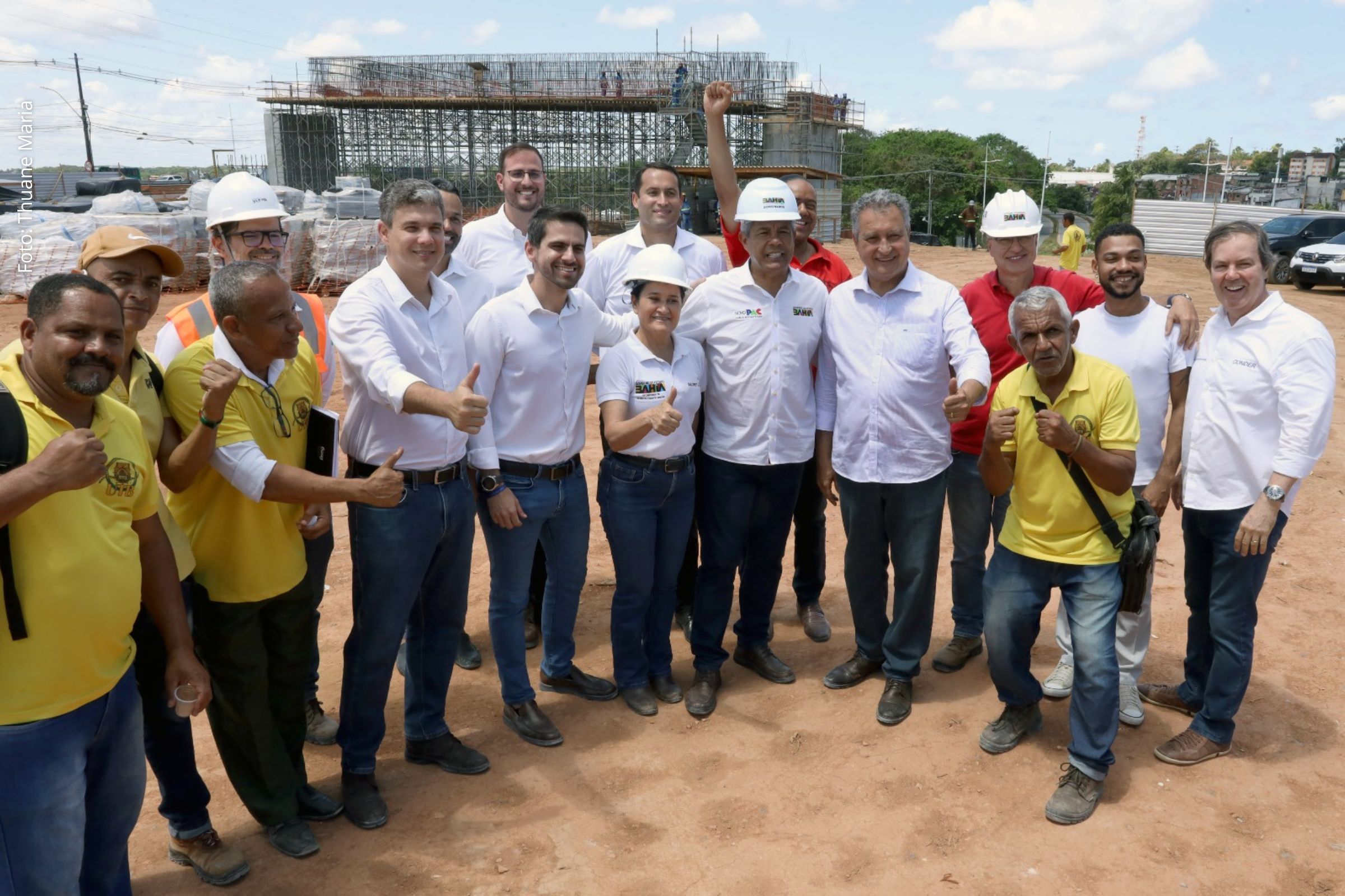 Governador Jerônimo Rodrigues e ministro Rui Costa acompanham obras de duplicação da Estrada do Derba e do VLT em Salvador