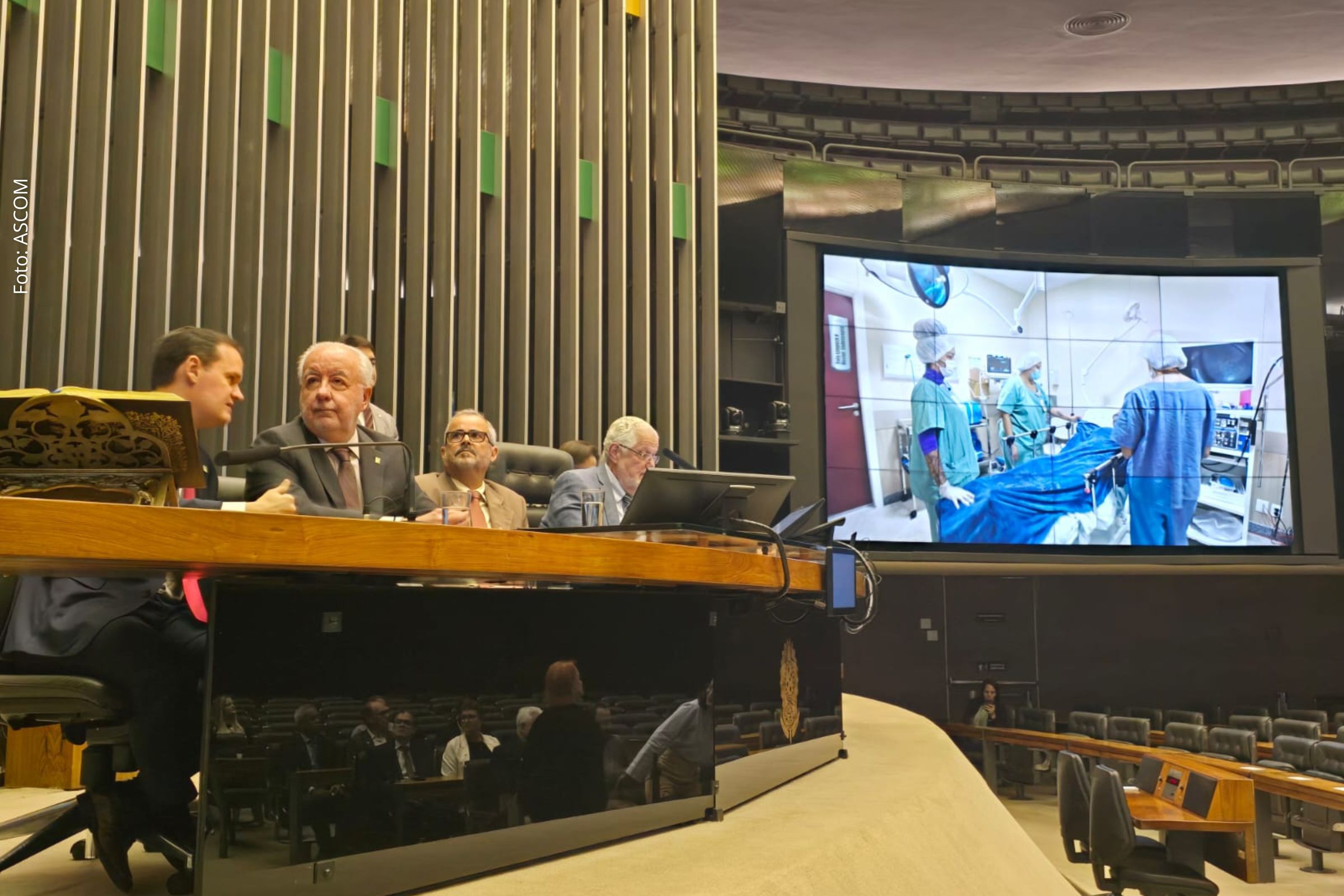 Sessão solene reconhece trajetória do hospital em Salvador e contribuições para o SUS e Parcerias Público-Privadas.