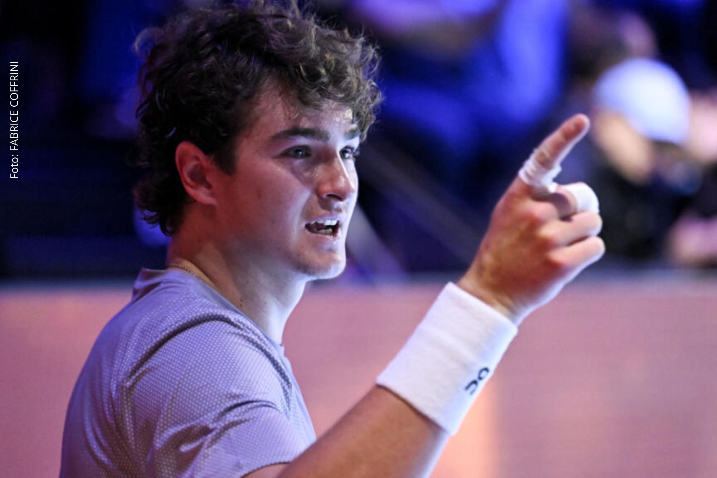 João Fonseca vence Shapovalov e avança no Masters 1000 de Paris com apoio da torcida brasileira