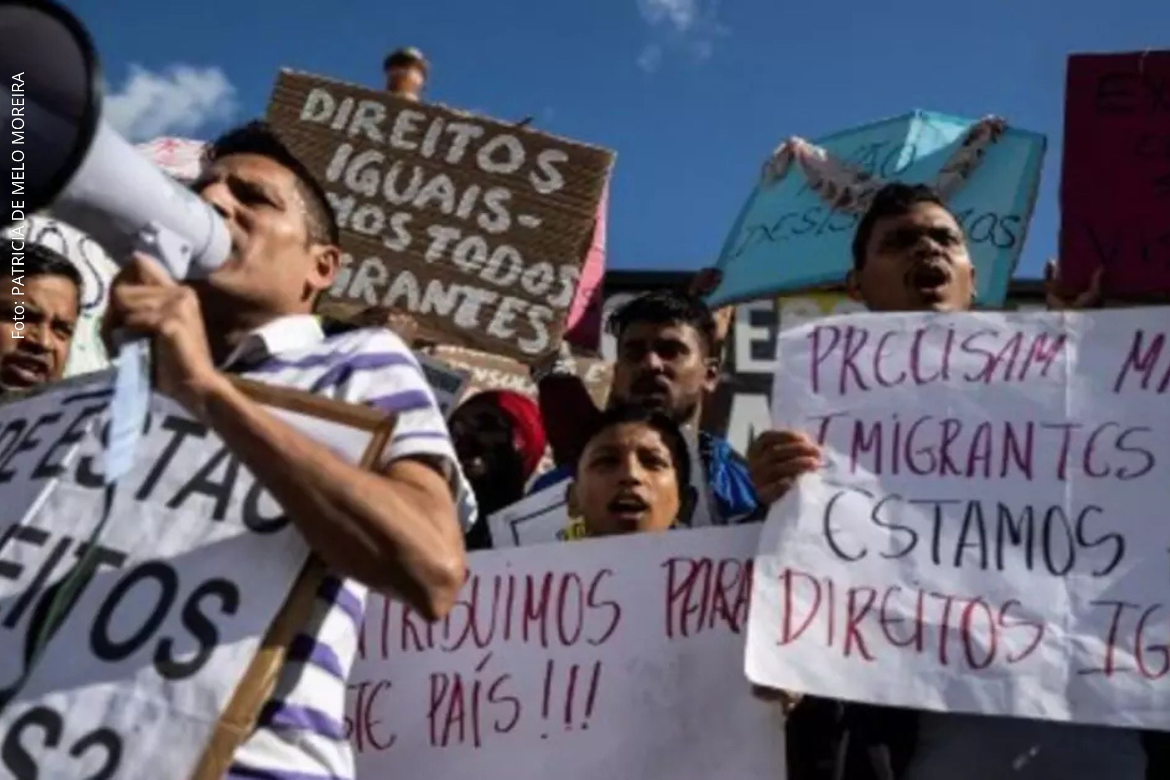 Alterações afetam entrada, permanência e reagrupamento familiar de estrangeiros, incluindo brasileiros, e provocam debate sobre direitos humanos.