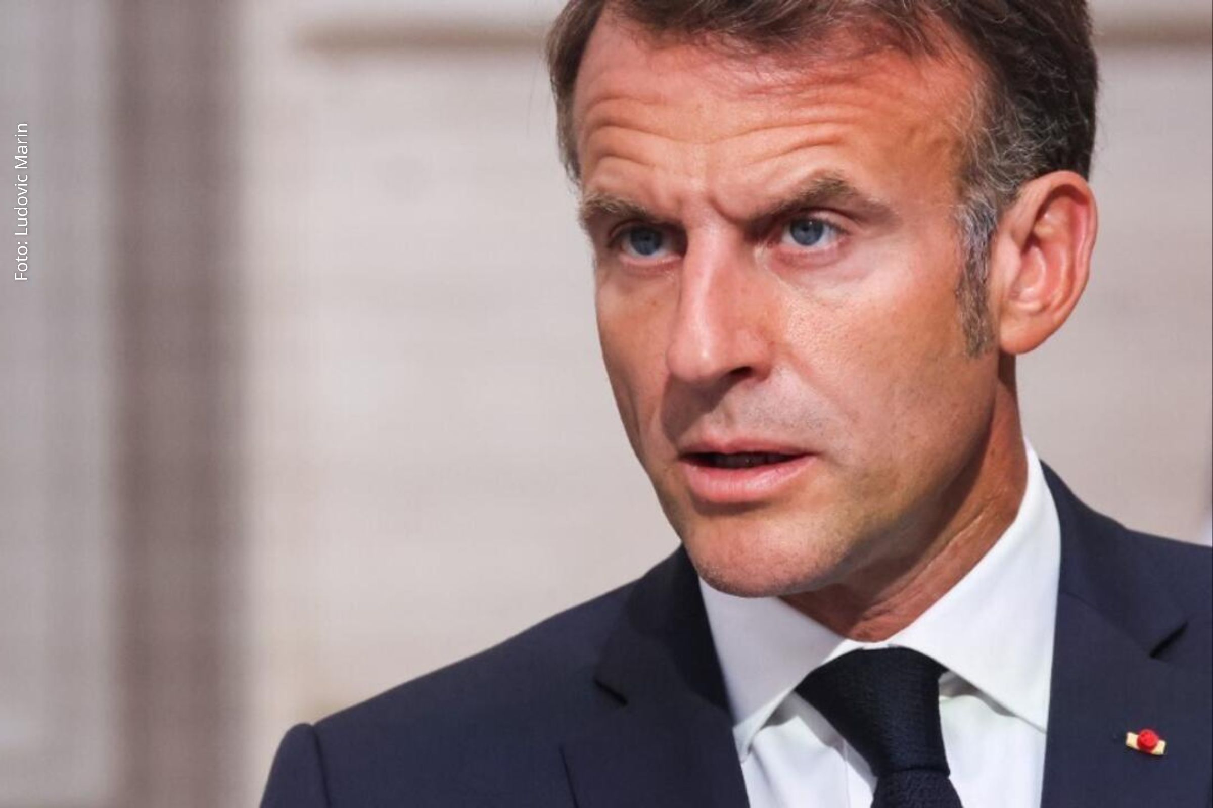 Presidente francês negocia estabilidade do governo após demissão do sétimo primeiro-ministro e enfrenta pressão de oposição, mercados e partidos de diferentes espectros políticos.