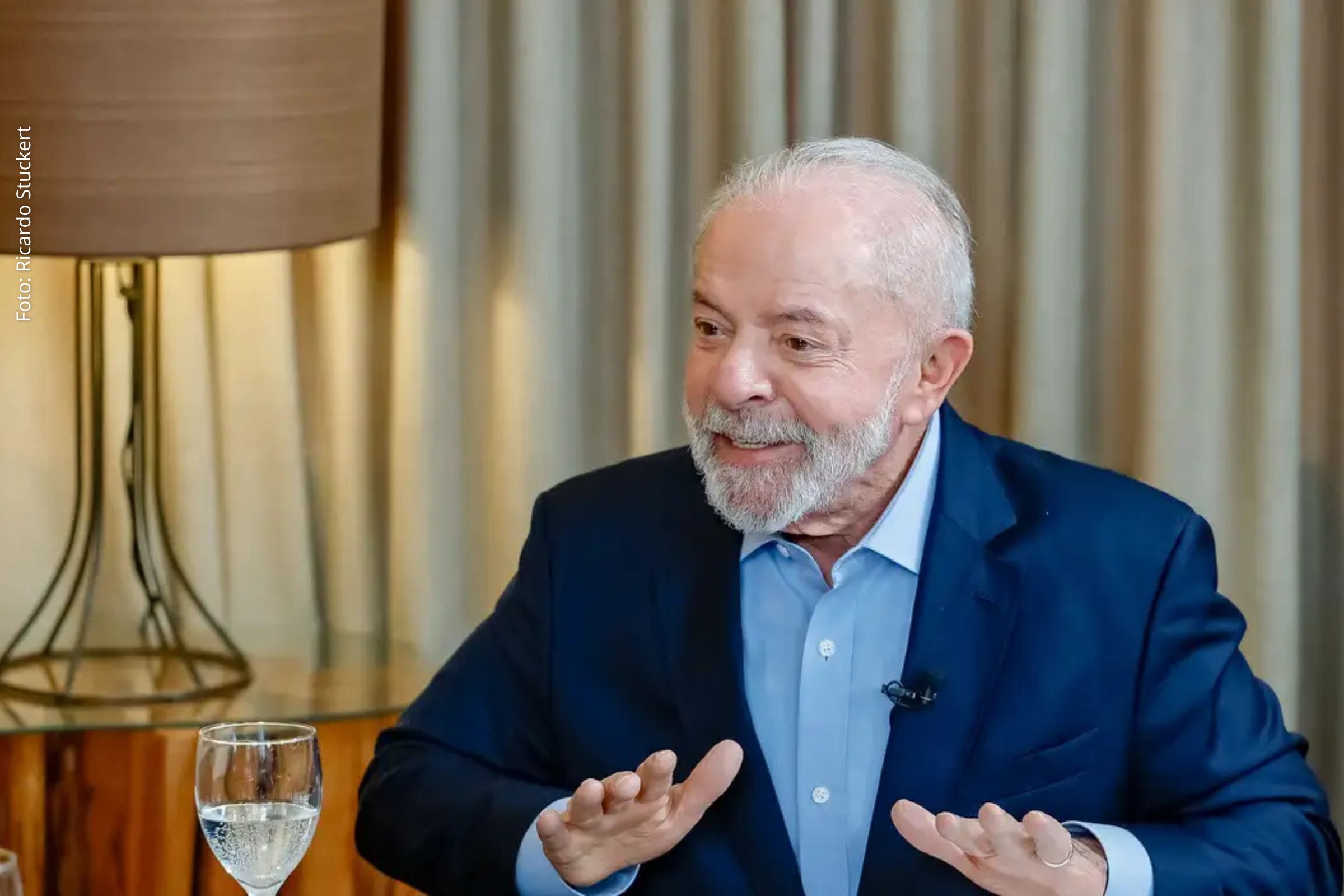 Diálogo bilateral aborda sobretaxa de 50% sobre produtos brasileiros, cooperação econômica e agendas futuras entre Brasil e Estados Unidos.