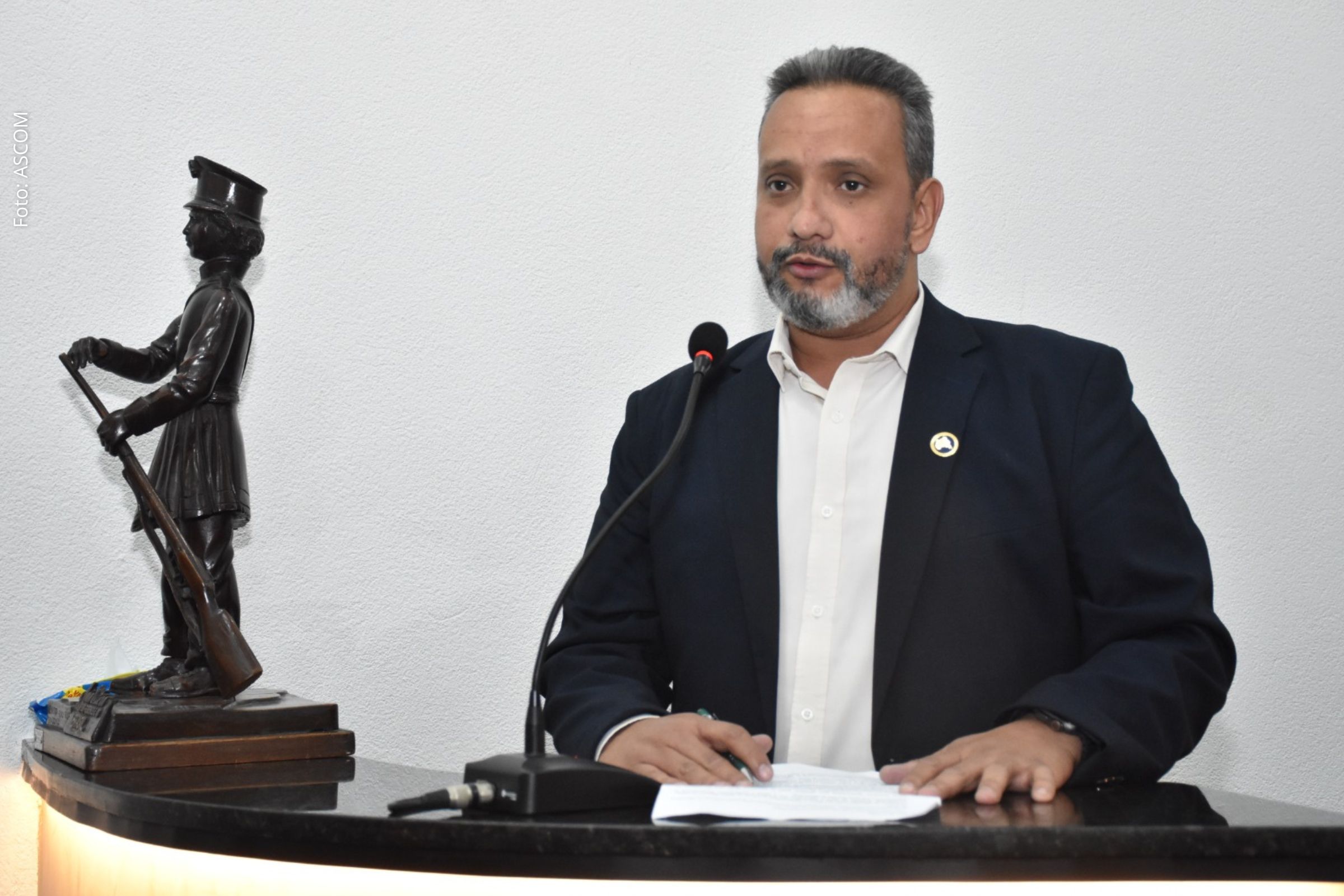 Profissionais poderão atuar na rede municipal de ensino e unidades de saúde, reforçando triagem e encaminhamentos para atendimento oftalmológico.