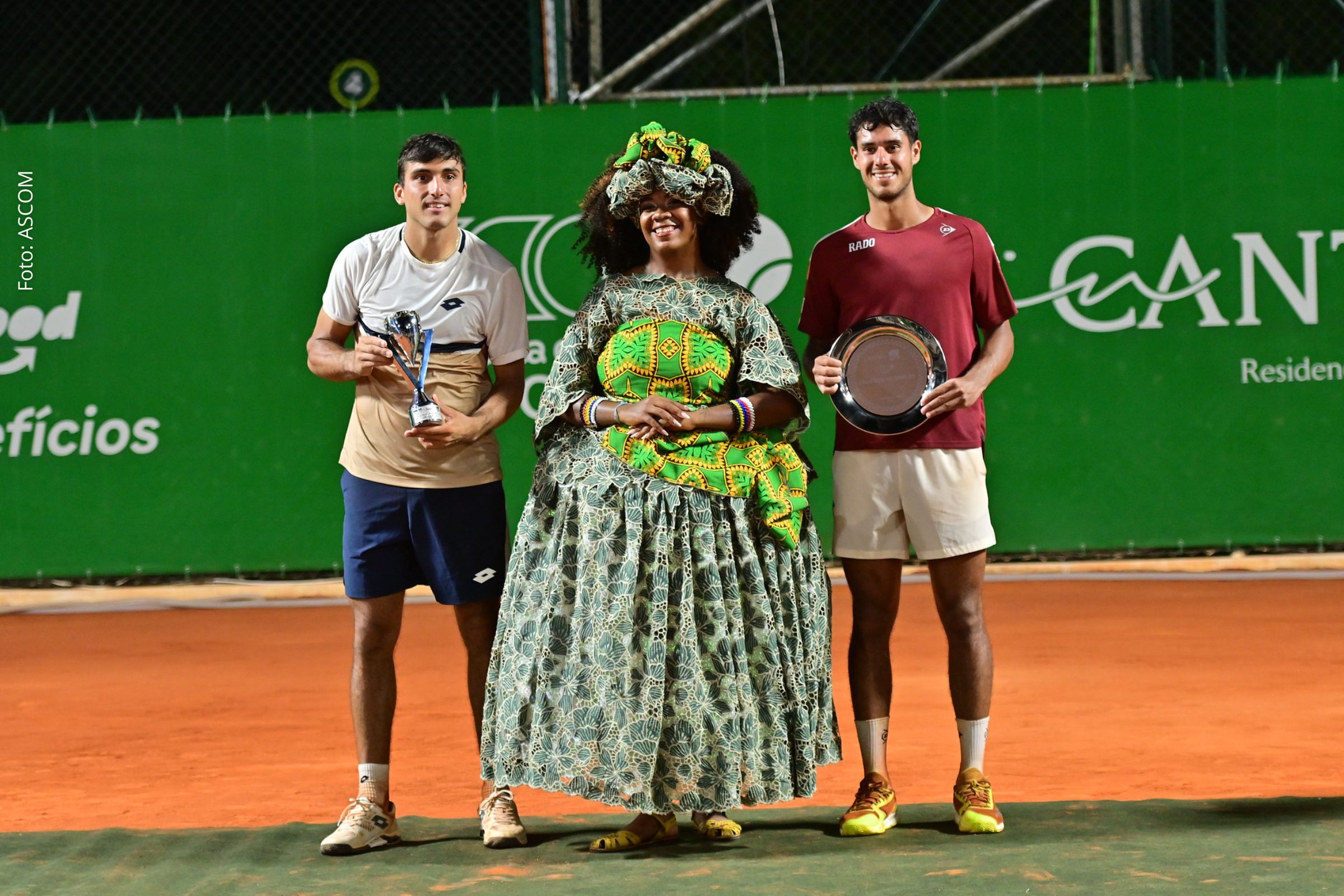Argentino supera Daniel Vallejo e fatura 175 pontos no ranking mundial; brasileiros Luis Guto Miguel e Eduardo Ribeiro triunfam na final de duplas.