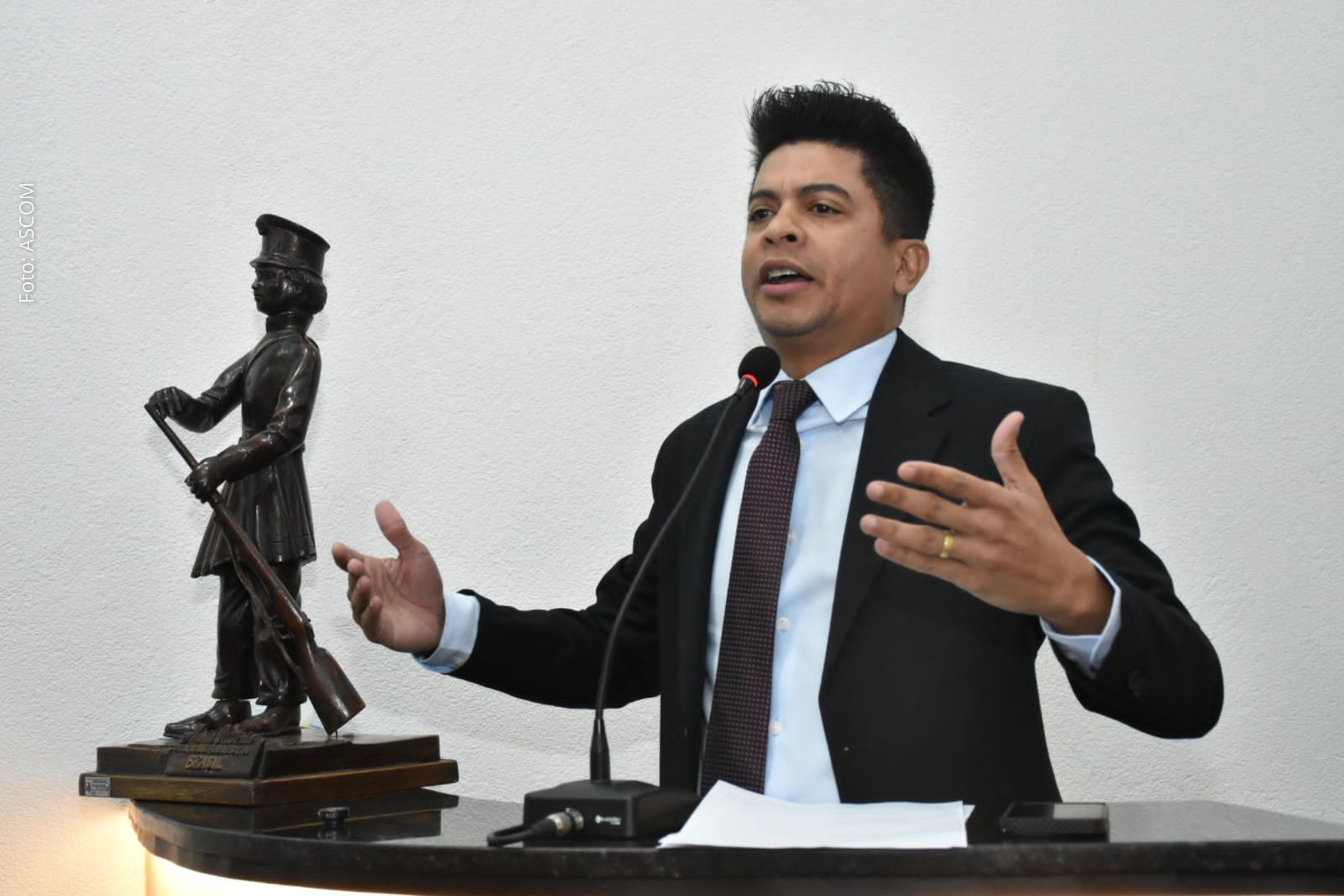 Prática é apontada como potencial abuso de poder político e eleitoral em cidades da região.