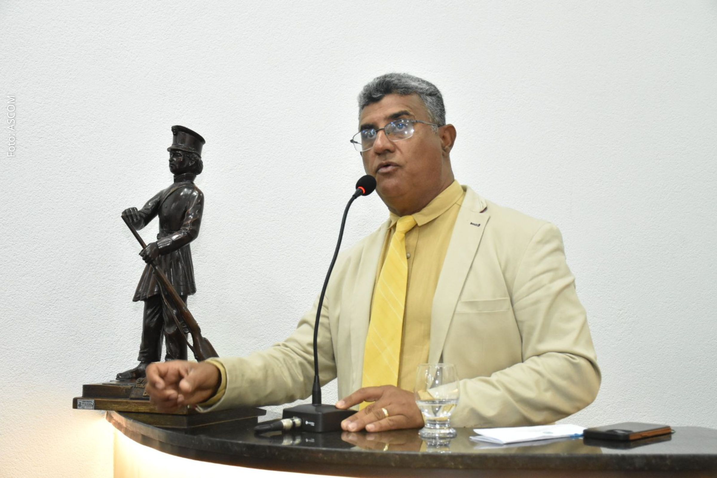 Feira de Santana: Vereador solicita calçamento, iluminação e manutenção urbana em bairros e distritos