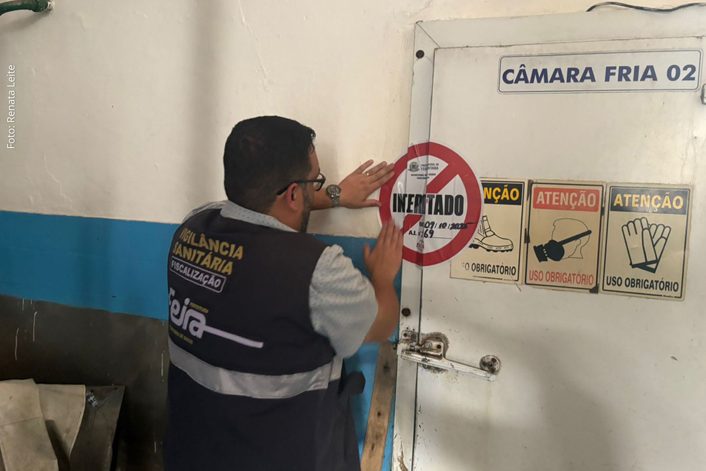Medida preventiva visa garantir segurança sanitária e saúde da população enquanto empresa regulariza pendências.