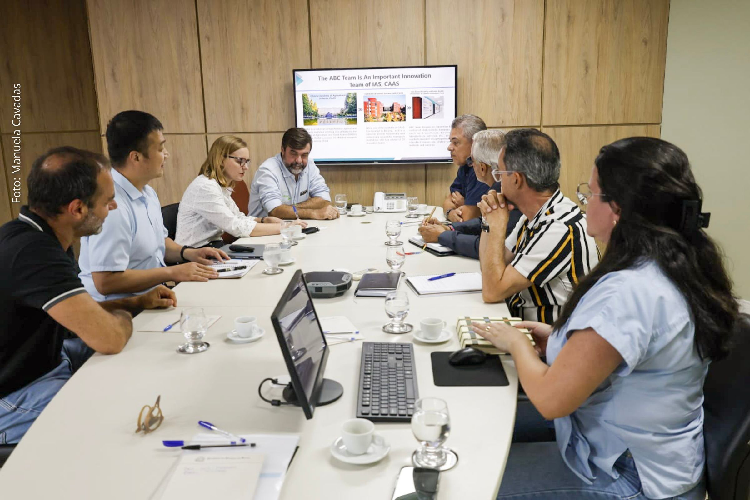 Reunião entre Seagri e Academia Chinesa discute tecnologias de biossegurança, genética e inovação no campo.