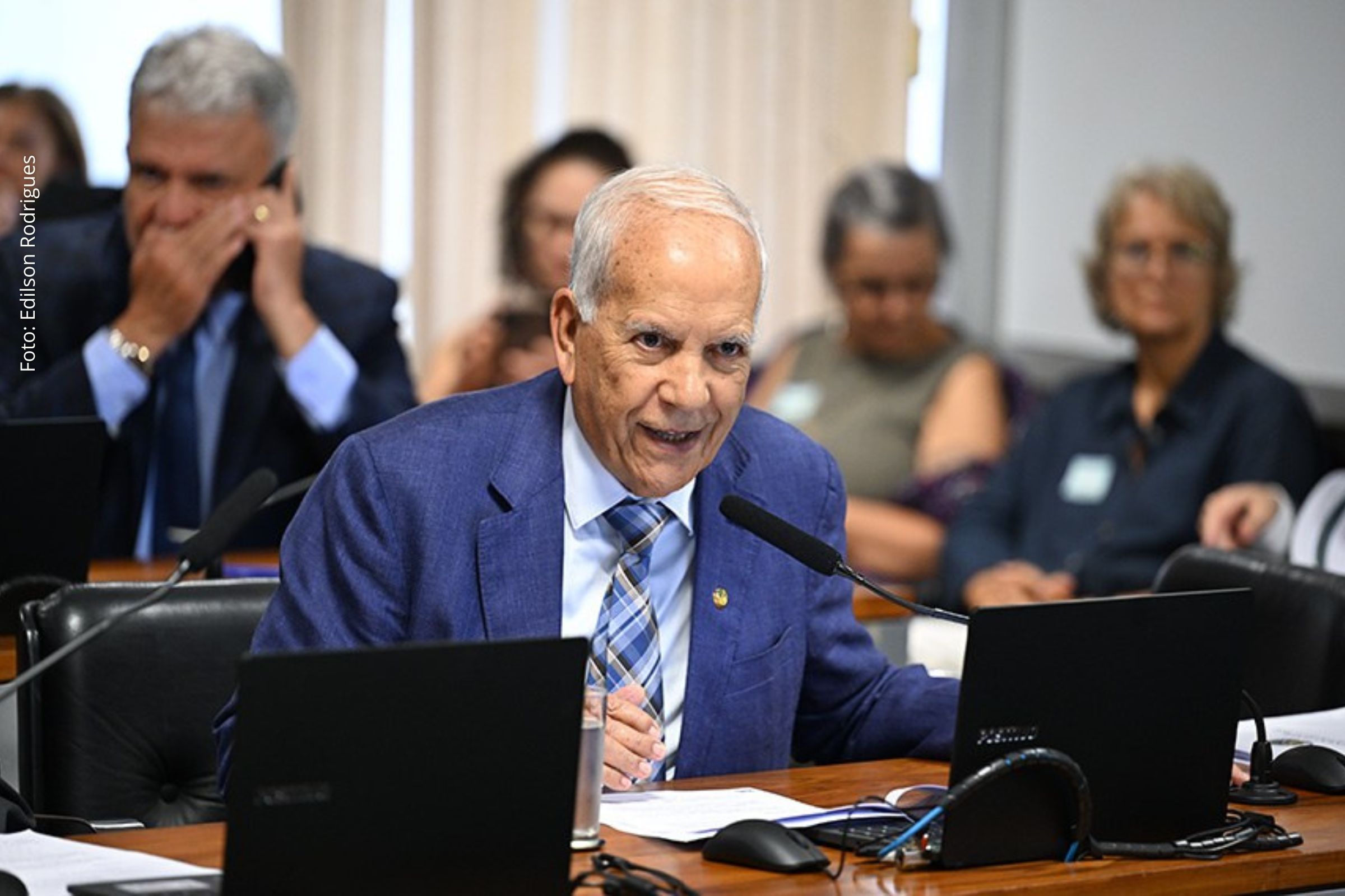 Legislação financeira, transporte, segurança pública e seguro rural têm avanços em comissões do Senado.