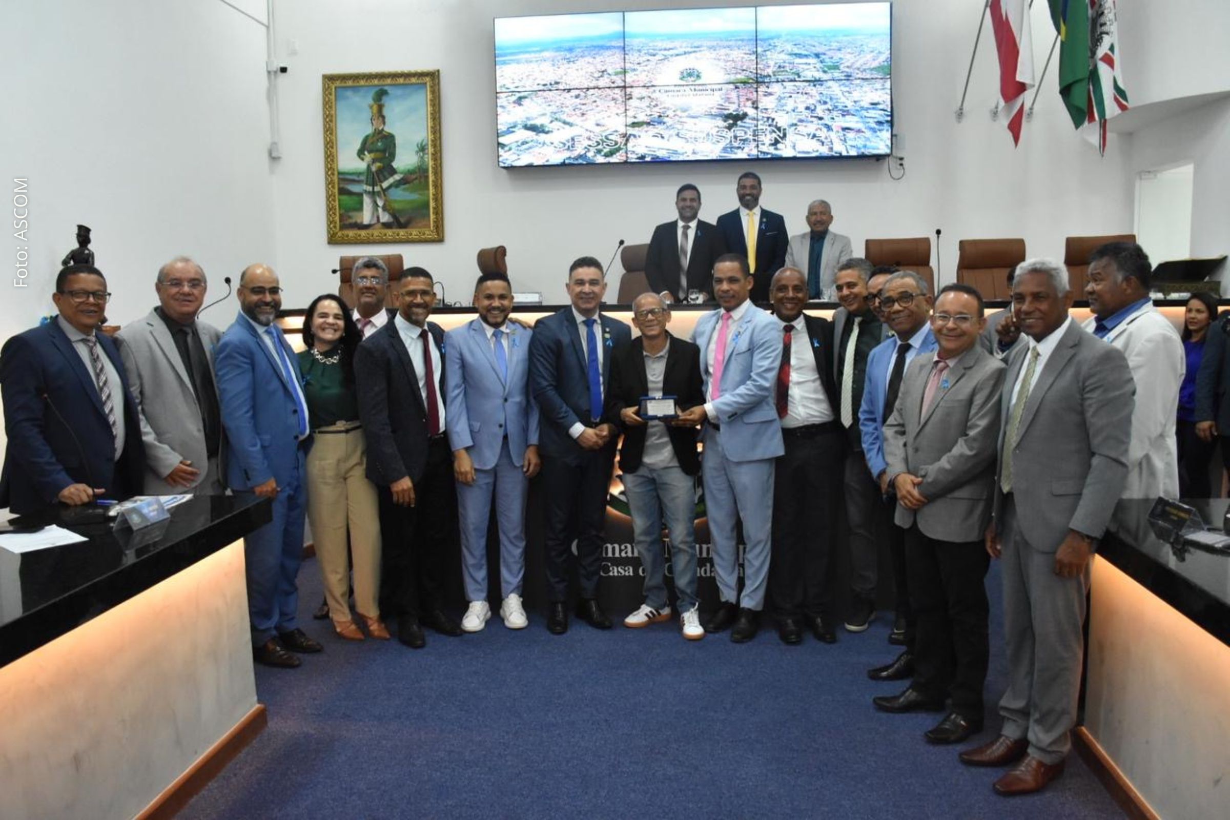 Sessão solene reconheceu trajetória profissional dedicada à transparência e ao fortalecimento da comunicação pública.