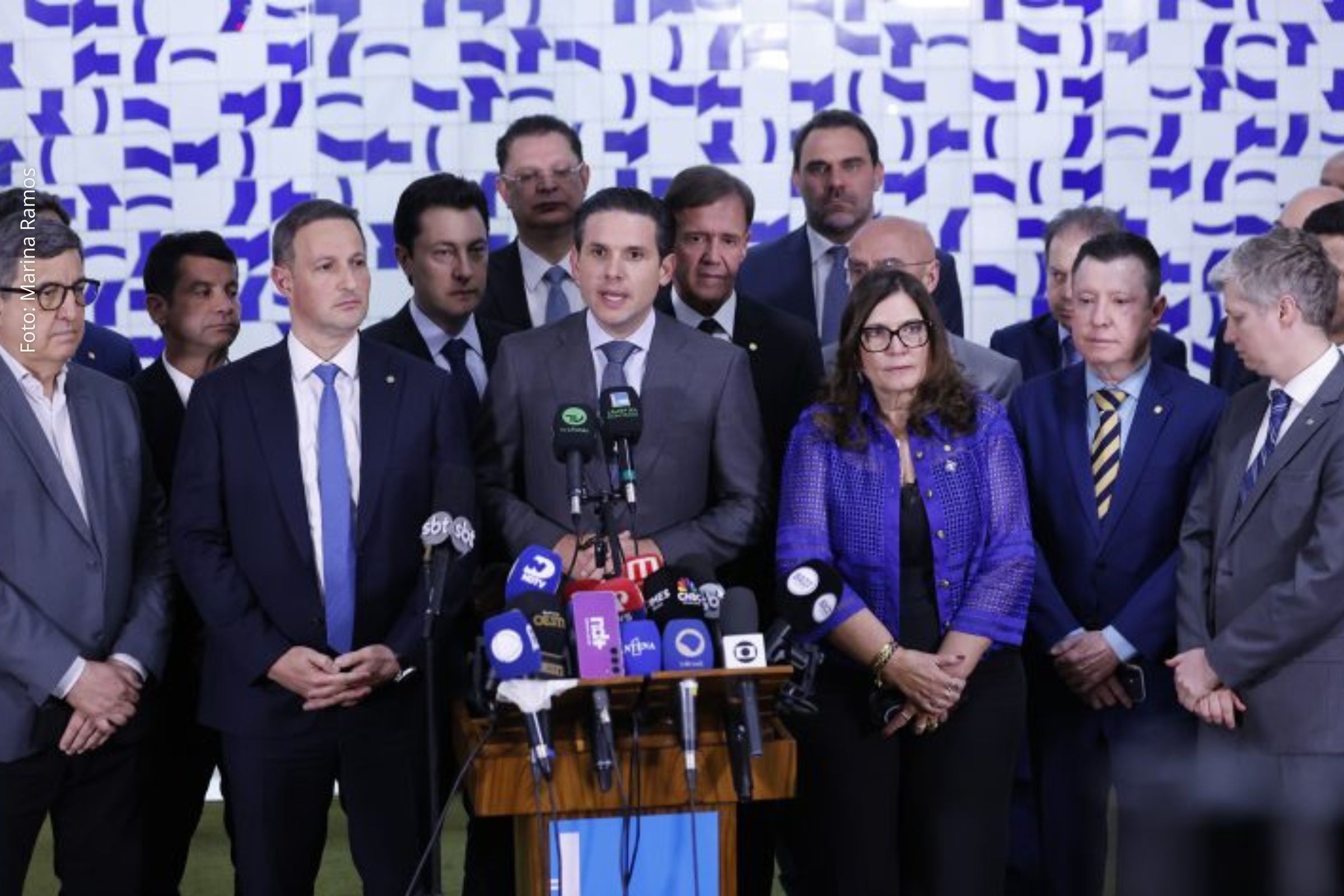 Nova proposta reforça penas e mantém autonomia da Polícia Federal no enfrentamento ao crime organizado.