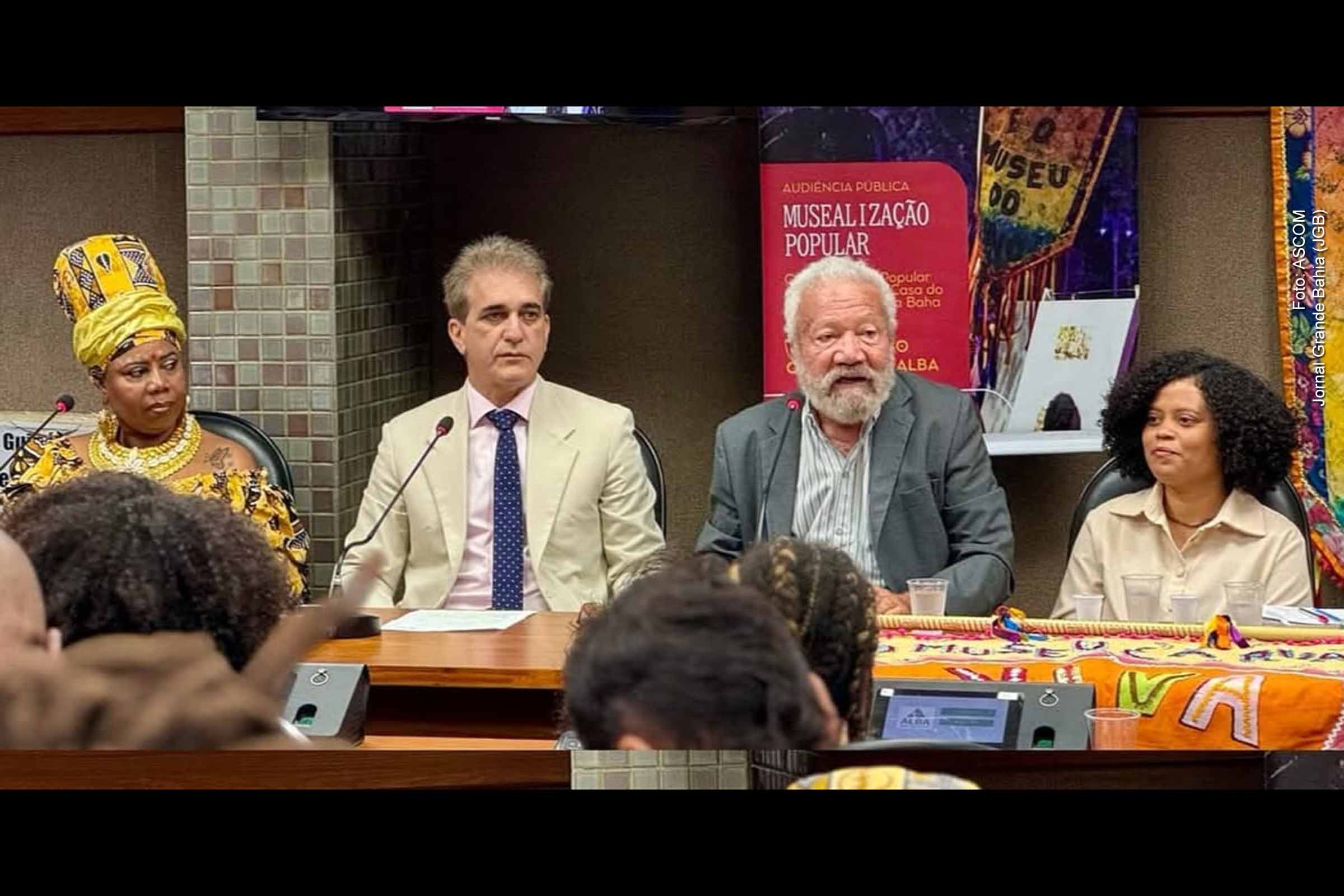 Durante audiência na ALBA, o deputado Robinson Almeida defendeu que escolas e centros sociais públicos sejam utilizados também em fins de semana e férias, com atividades culturais e esportivas para jovens das periferias. O evento discutiu o conceito de musealização popular e destacou a cultura como ferramenta de inclusão e prevenção à violência, com apoio de gestores e artistas baianos.