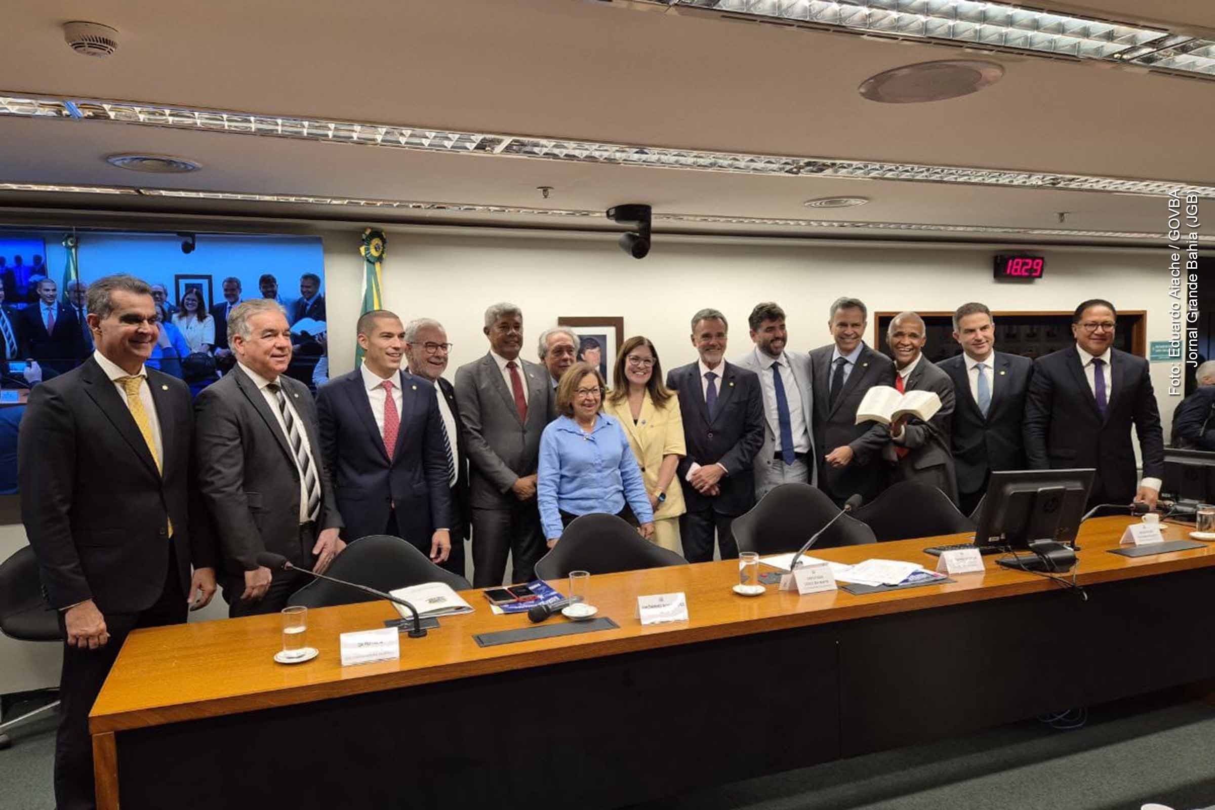Governador Jerônimo articula em Brasília reforço para segurança, saúde e agricultura familiar da Bahia