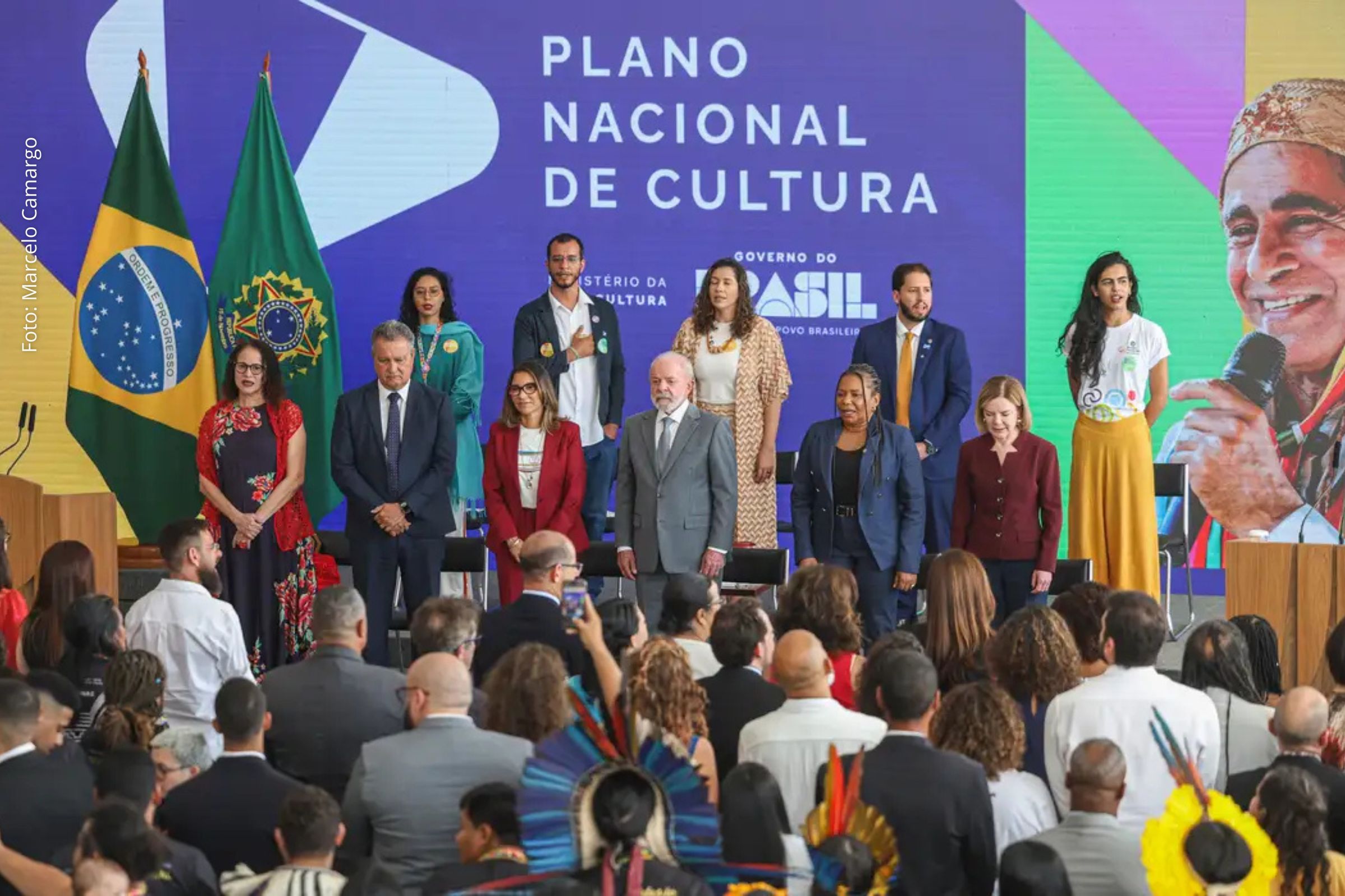Governo estabelece bases para políticas culturais com participação social ampliada.