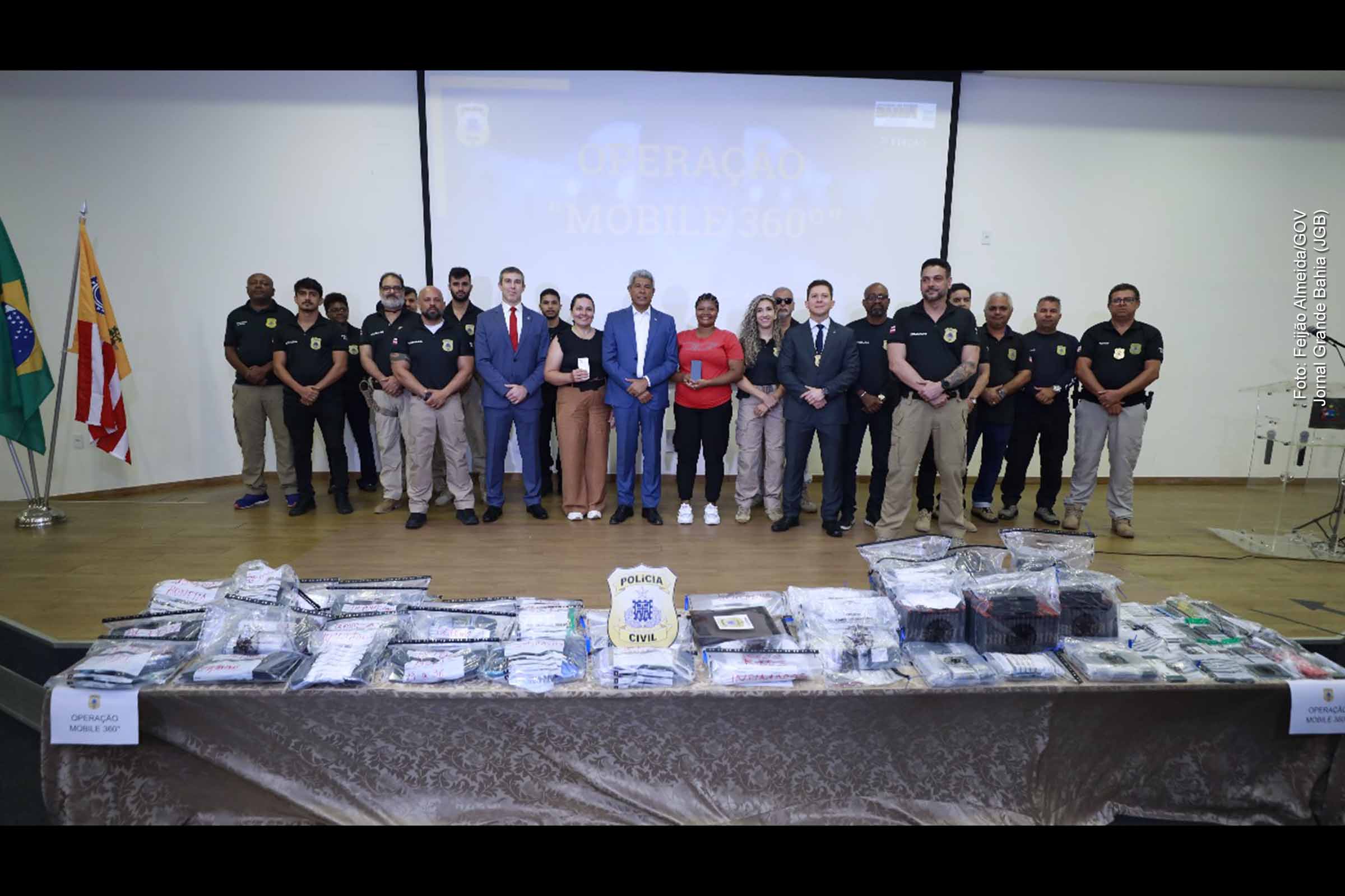 Operação Móbile 360°: Polícia Civil recupera 2.181 celulares roubados e realiza entrega em Salvador