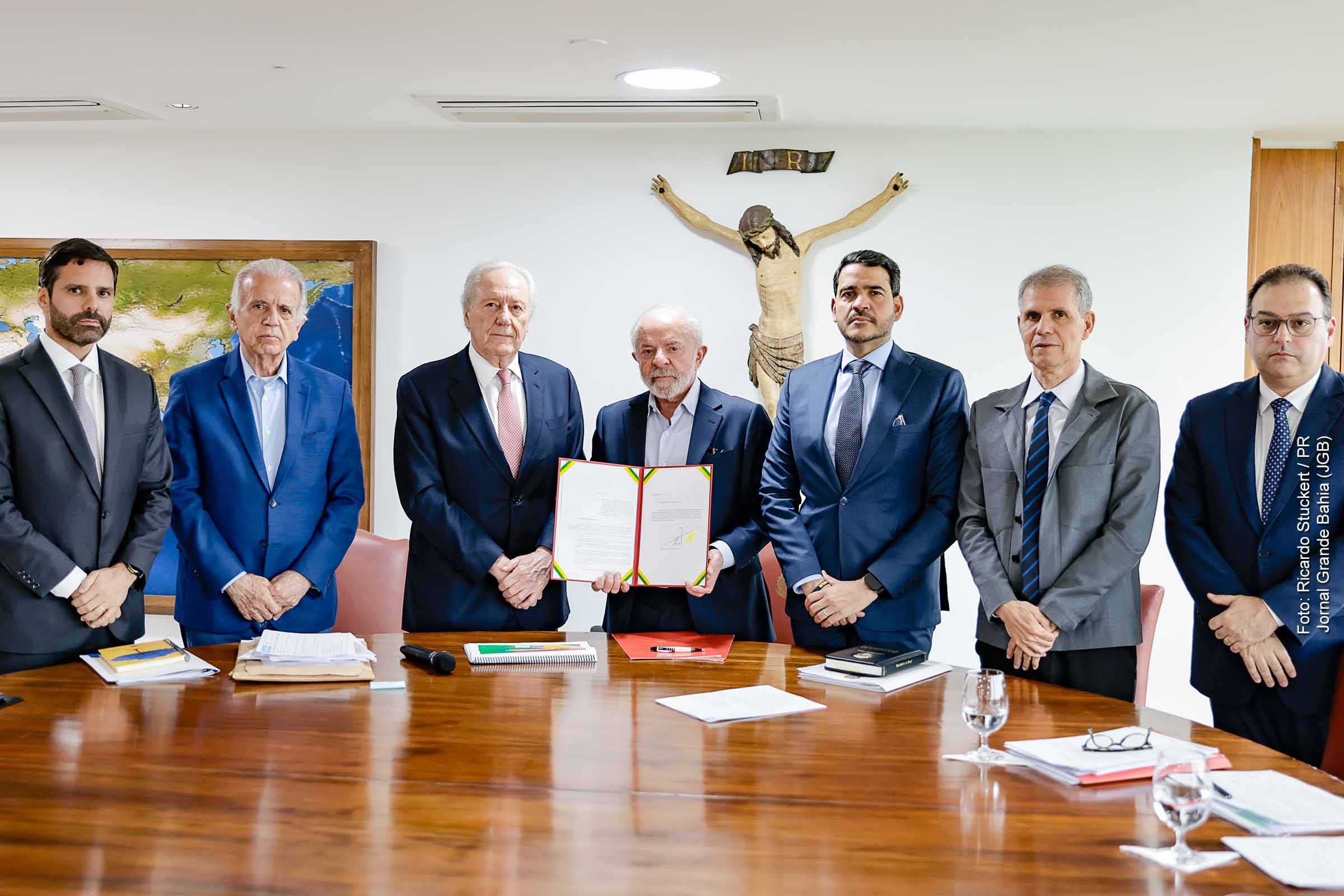 Presidente Lula envia ao Congresso Projeto de Lei Antifacção com penas de até 30 anos para líderes do crime organizado