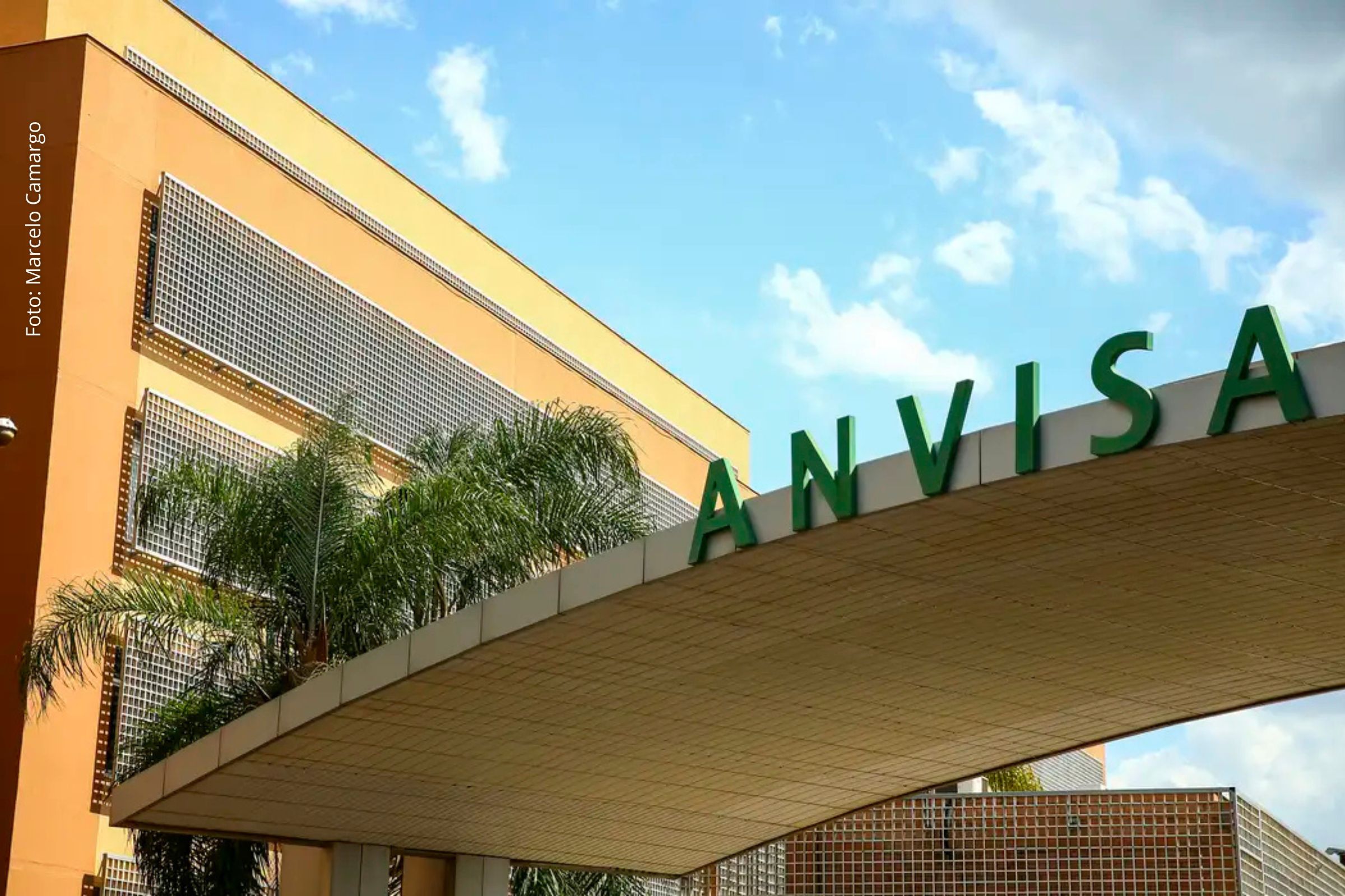 Agência determina suspensão da produção, comercialização e uso de dois cosméticos sem registro.