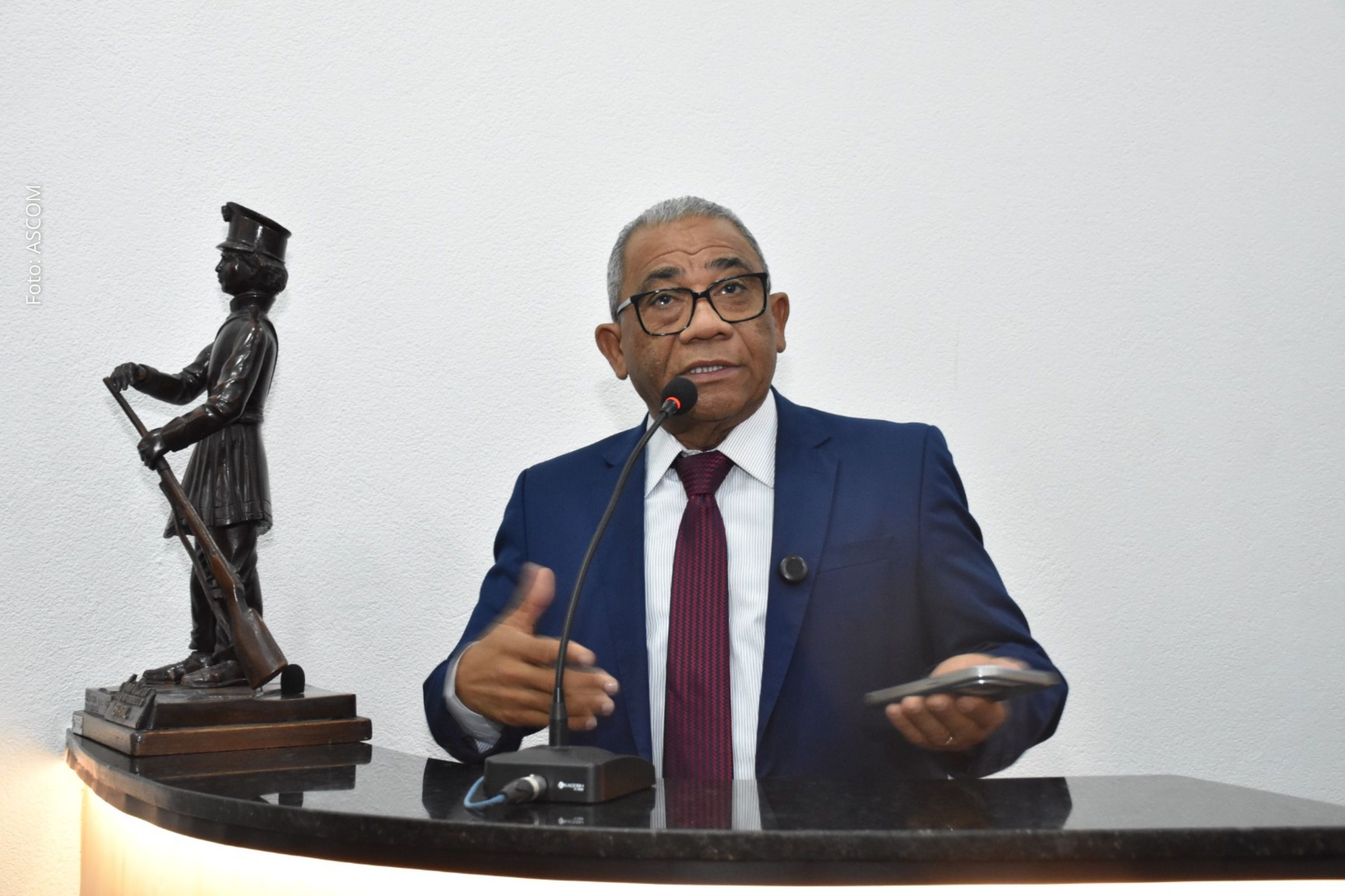 Feira de Santana: Vereadores solicitam recapeamento de ruas nos Bairros Campo Limpo e Parque Brasil e melhorias no Distrito de Maria Quitéria