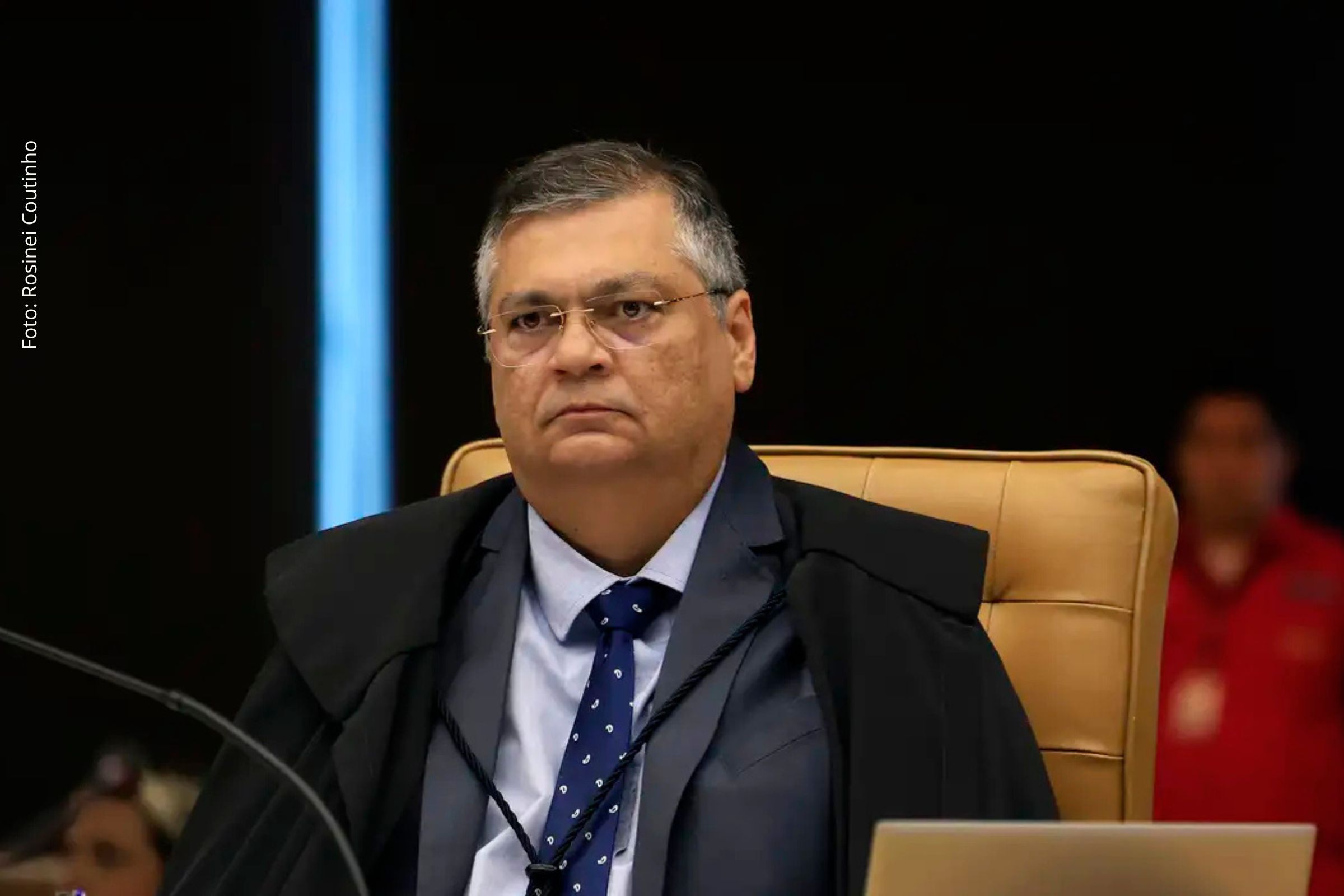 Ministro Flávio Dino determina divulgação de CPF de servidores pagos por emendas e exige transparência no uso das emendas Pix em municípios