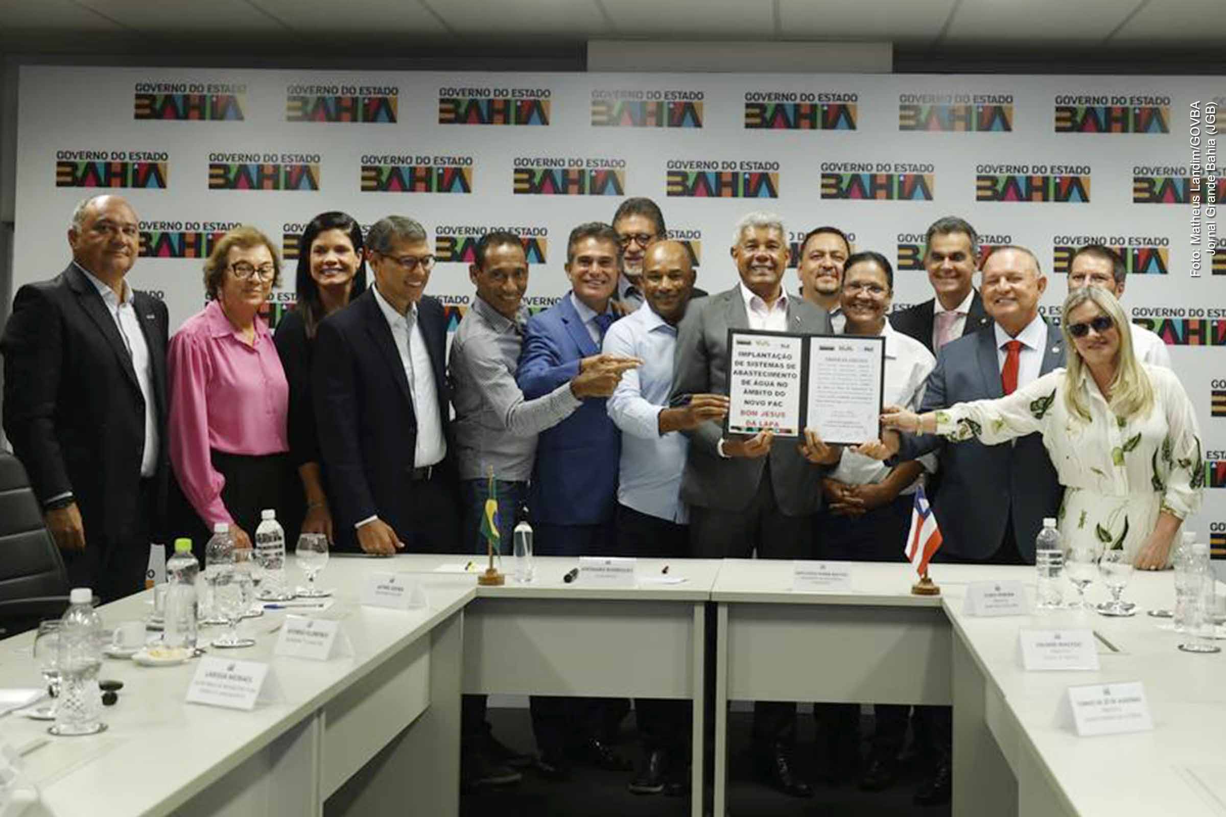Governador Jerônimo amplia investimentos em abastecimento de água com recursos do Novo PAC e beneficia Santa Maria da Vitória, Feira da Mata e Bom Jesus da Lapa
