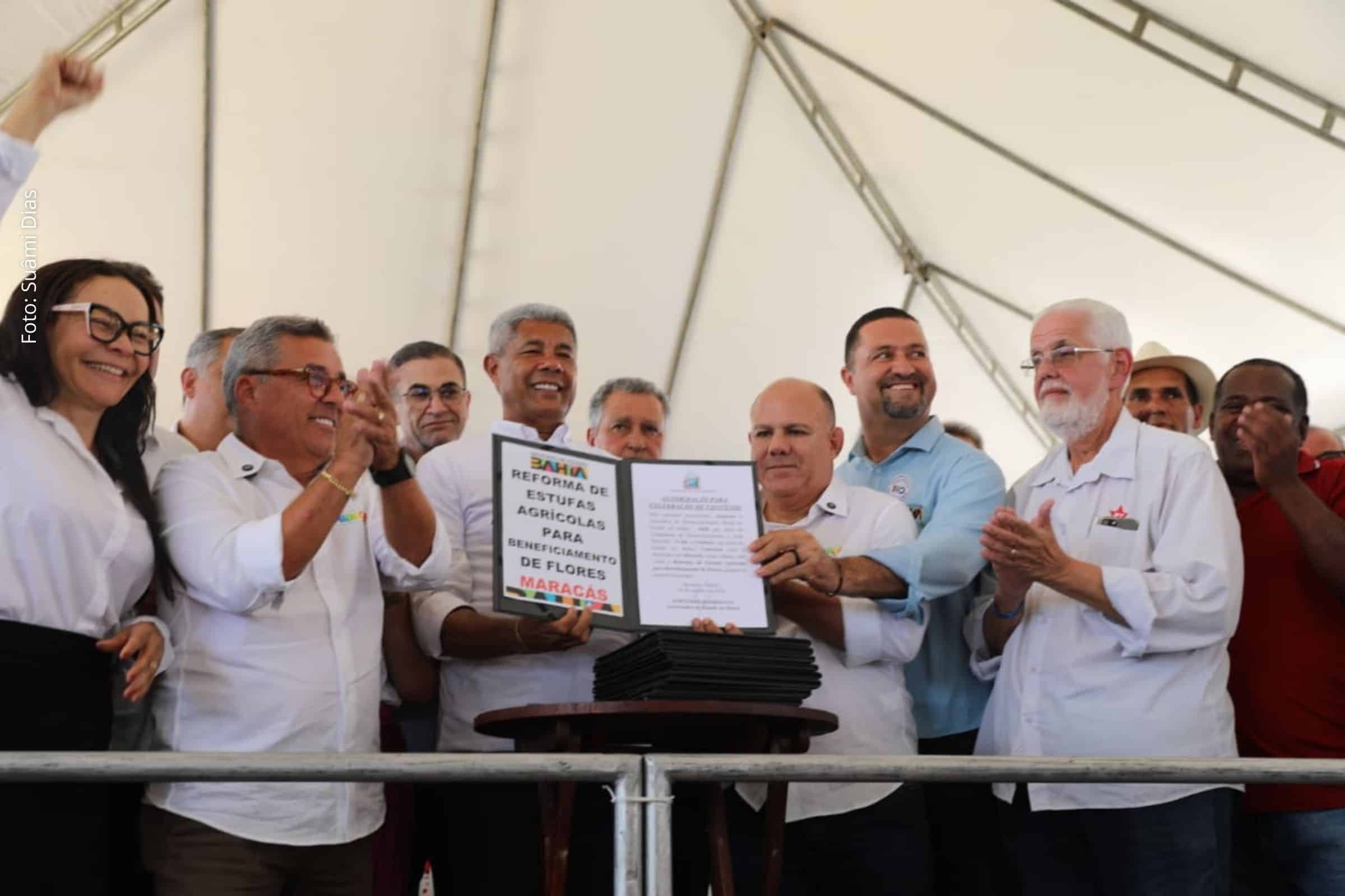 Entregas e autorizações de obras beneficiam Maracás, Planaltino e Lajedo do Tabocal com foco em produção, comercialização e geração de renda.