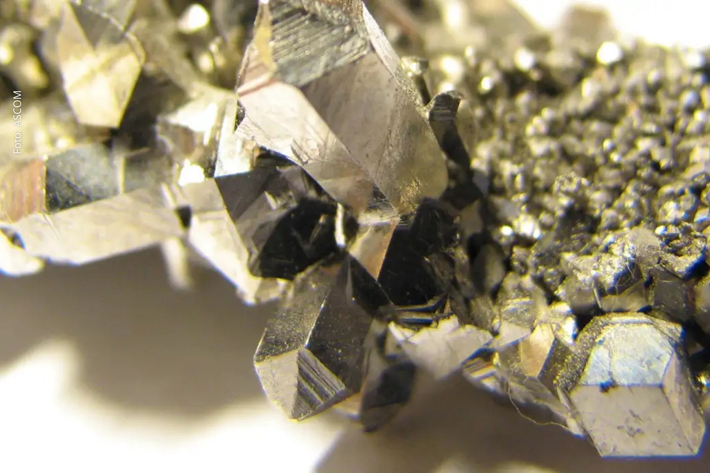 USP desenvolve bateria de nióbio de 3 volts recarregável e avança para testes industriais