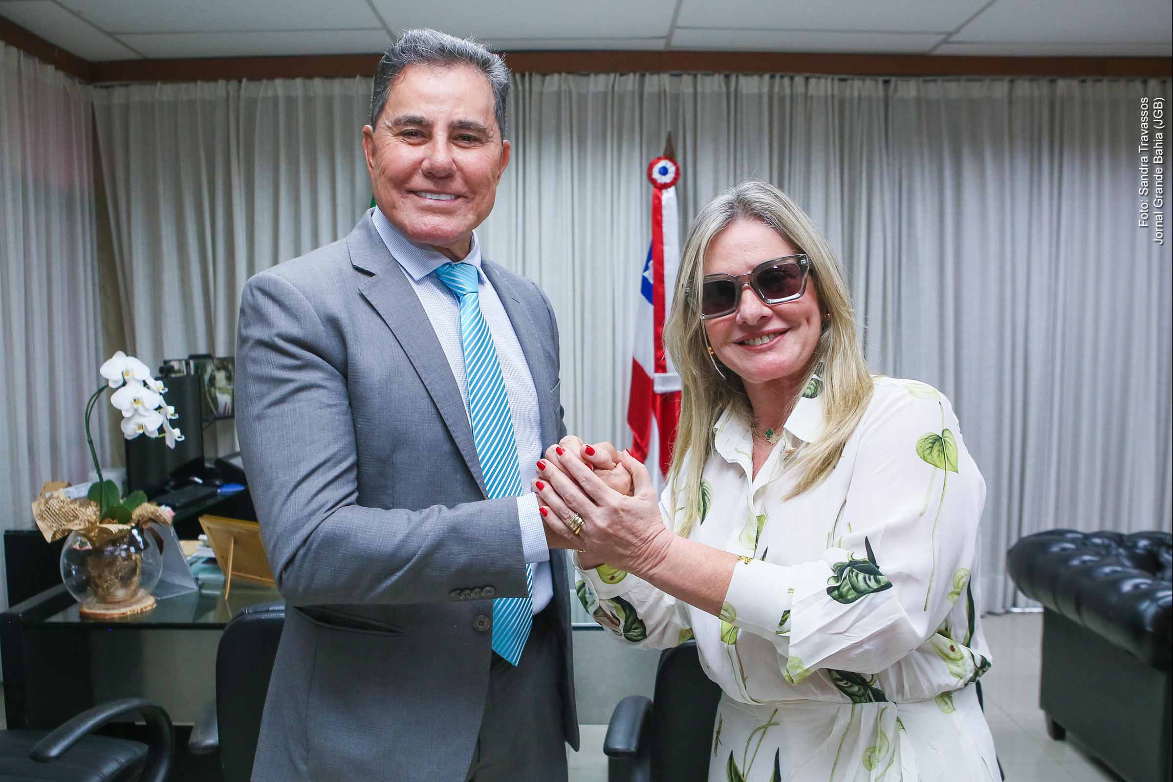 Presidente eleito do TJBA, desembargador Edivaldo Rotondano, e a deputada Ivana Bastos, presidente da ALBA.