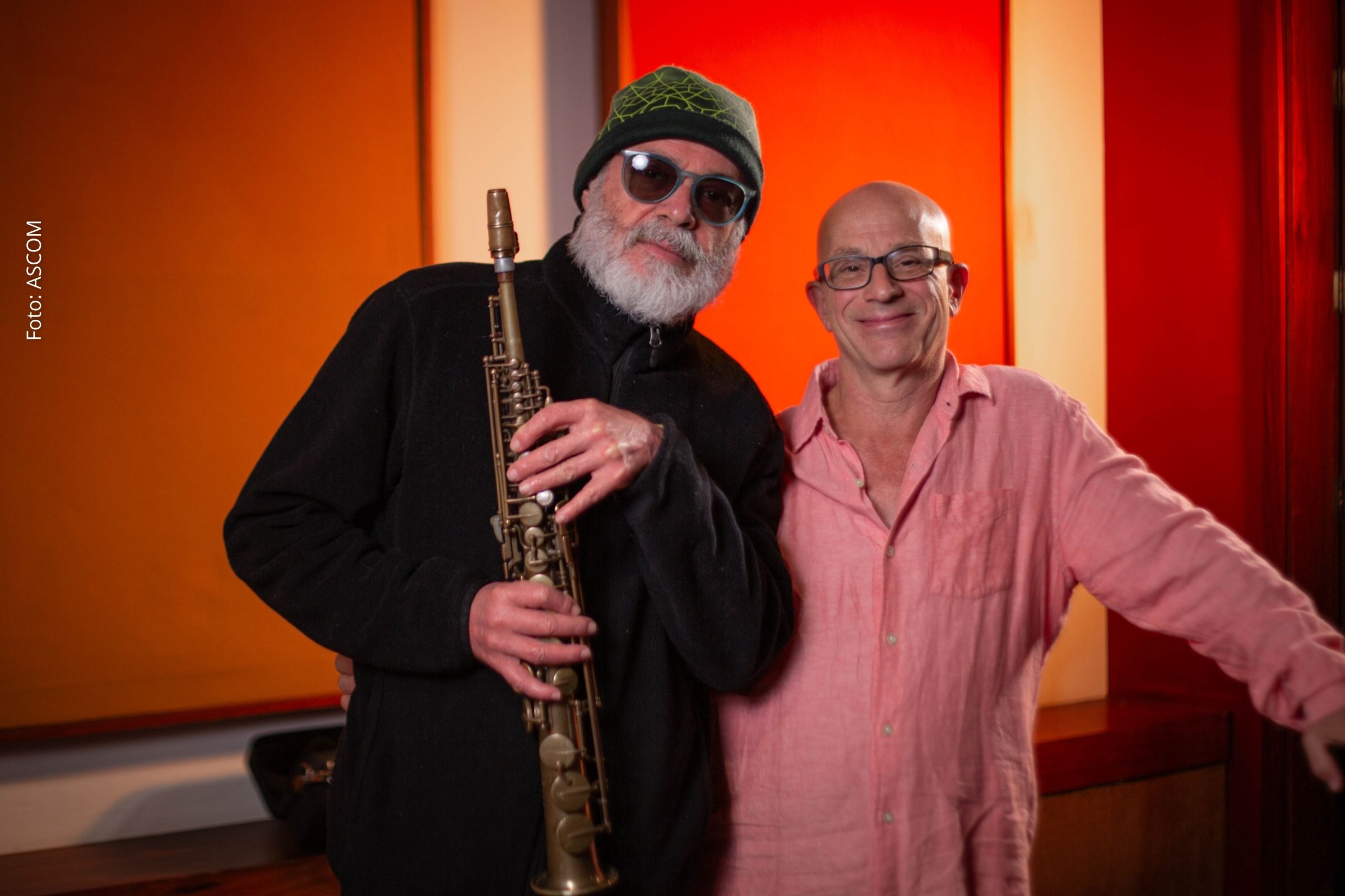 Projeto reúne sax soprano e piano em releituras instrumentais da obra do compositor e arranjador brasileiro.