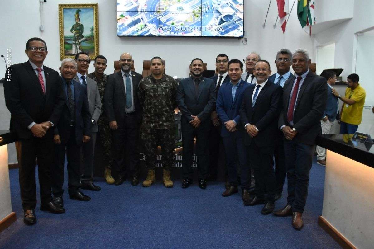 Tenente-coronel Gustavo Henrique do Nascimento Monteiro esteve na Casa Legislativa para apresentação oficial e alinhamento com vereadores.