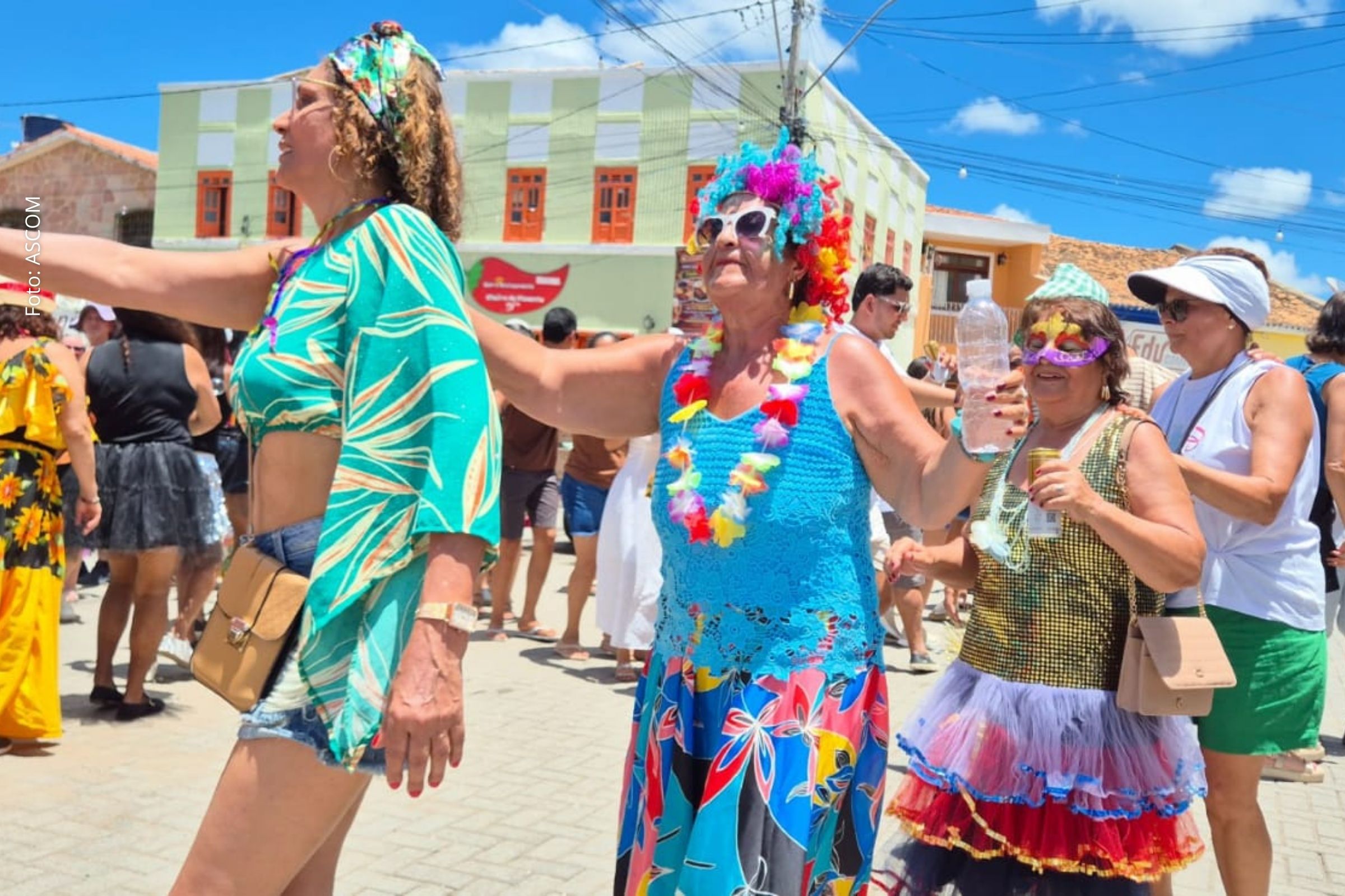 Secretário Pablo Barrozo participa dos 100 anos do Carnaval de Palmeiras e destaca impacto cultural, histórico e reabertura do Clube Caspi