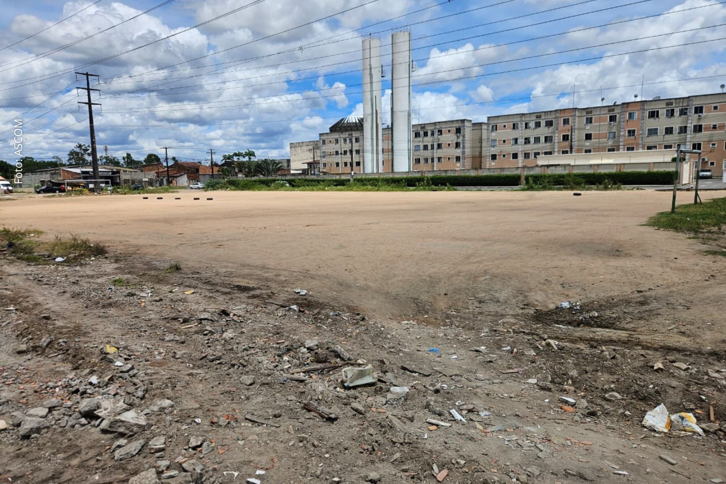 Indicações pedem melhorias no Sítio Matias e na Rua Francolino de Souza Matos Filho para segurança, mobilidade urbana e saúde pública.