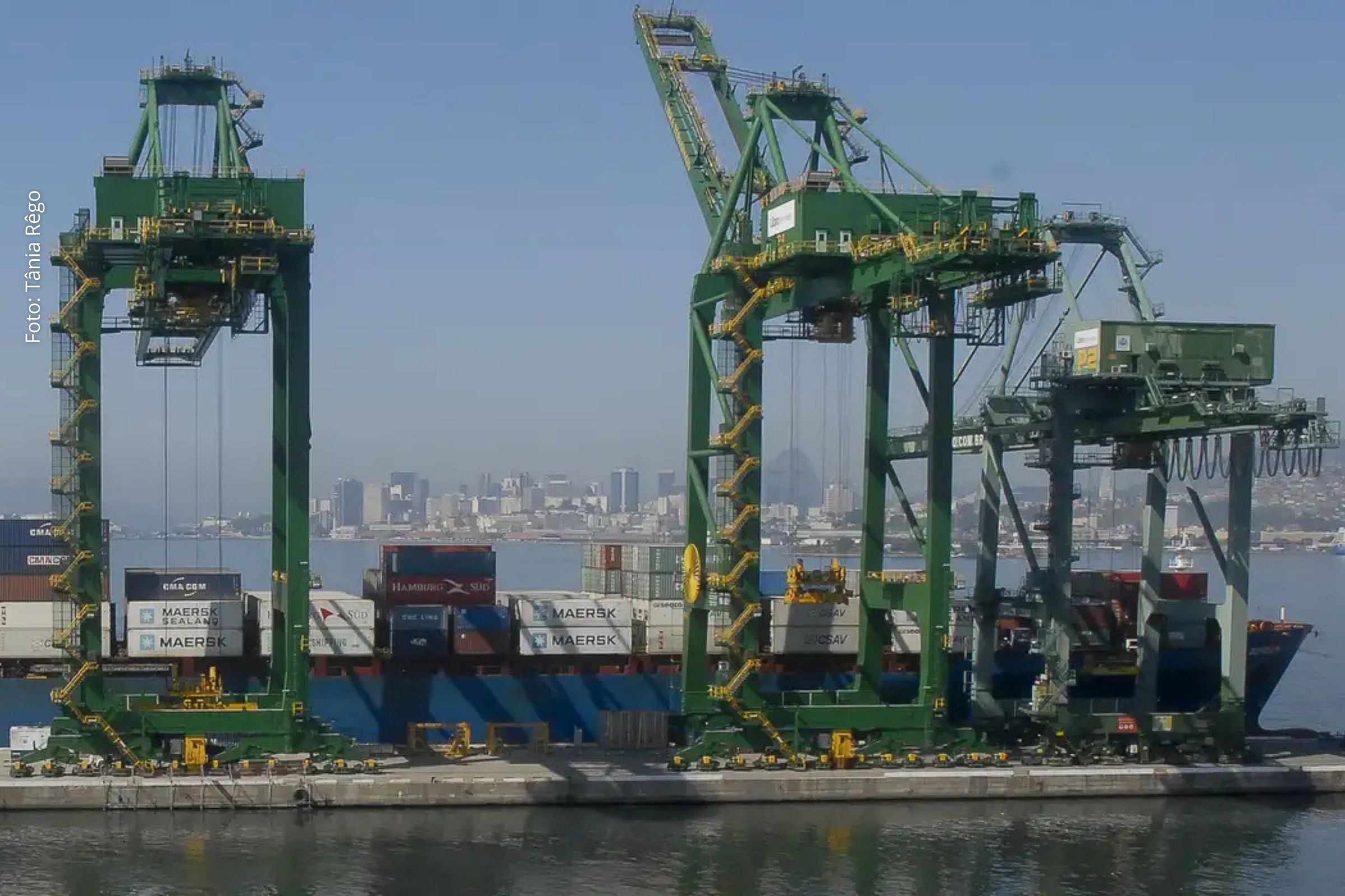 Dados do Mdic indicam que US$ 17,5 bilhões em produtos brasileiros entram no mercado norte-americano sem adicional tarifário após revisão do regime comercial.