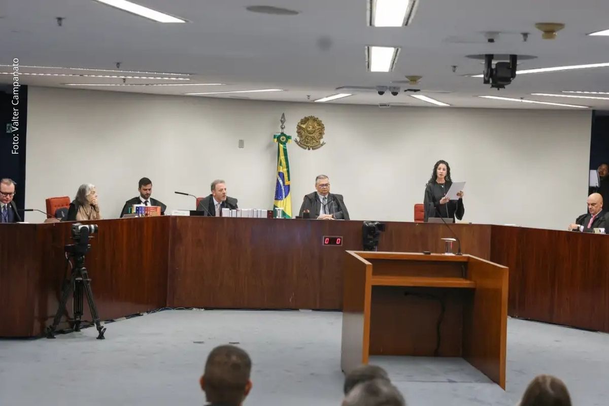 Vice-procurador-geral sustenta existência de organização criminosa armada e aponta mandantes, executores e apoio de milícias no caso.