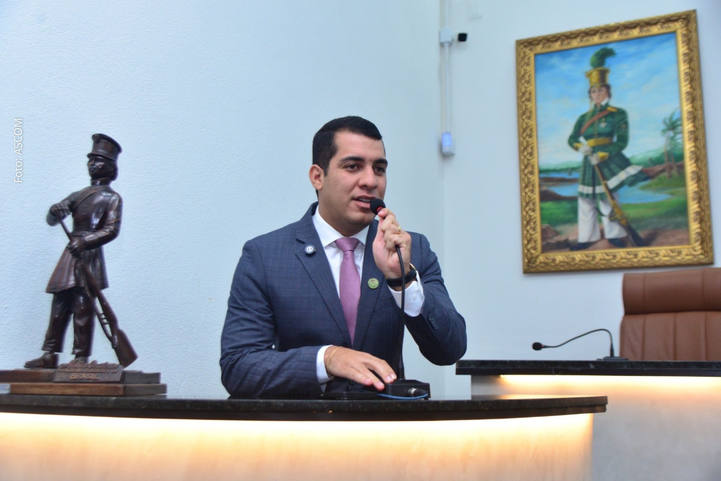 Demora na liberação de alvarás em Feira de Santana gera queixas de empresários e cobrança por agilidade à SEDUR