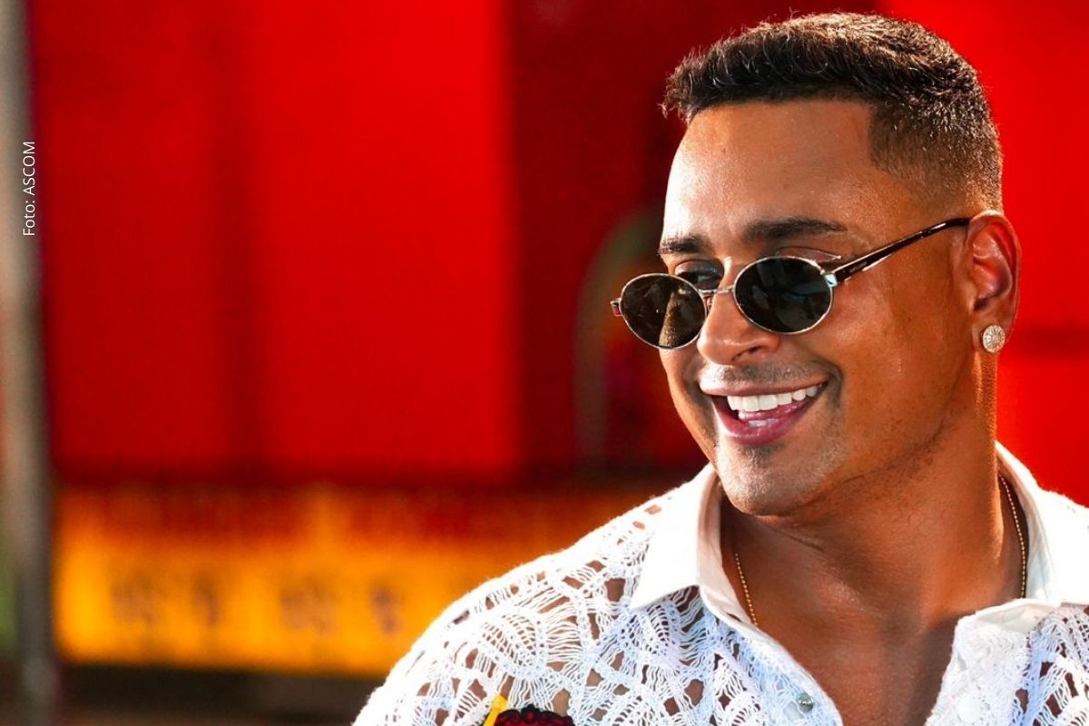 Xanddy Harmonia encerra maratona de Carnaval com show no CarnaPorto em Porto Seguro após agenda em 5 cidades