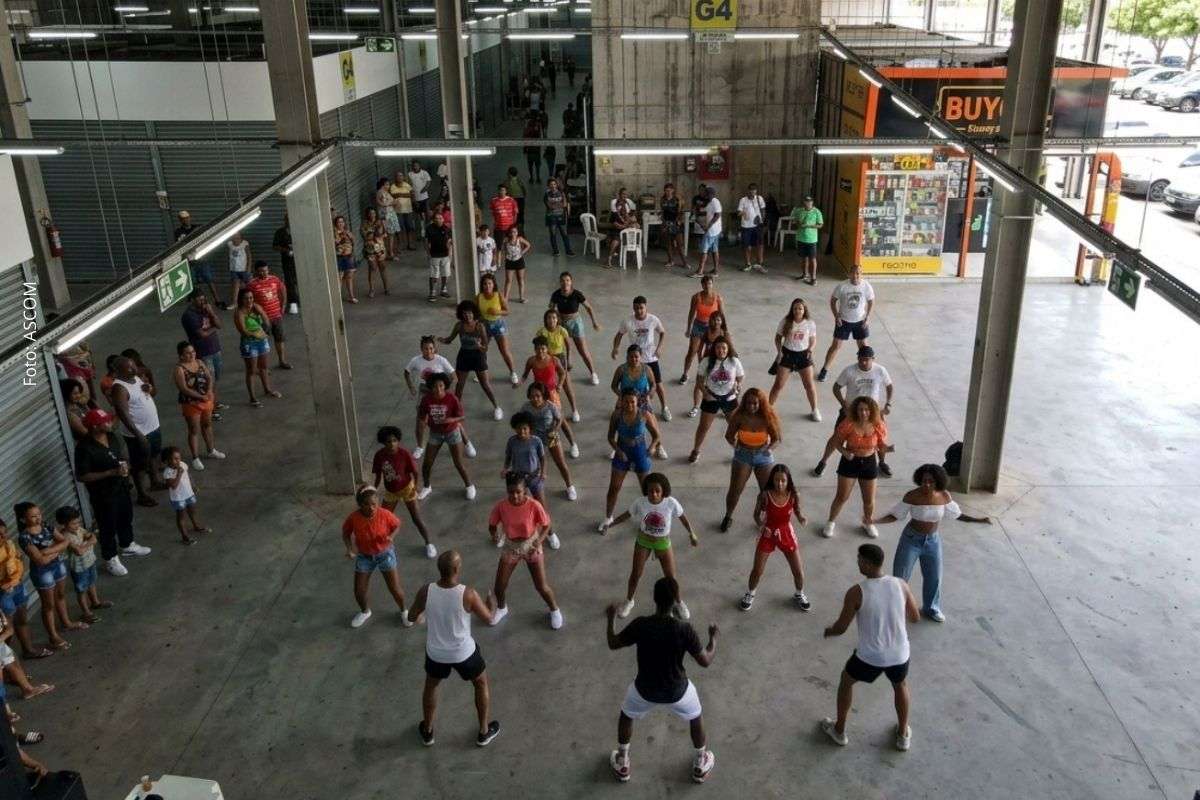 Evento cultural contará com apresentações de dança urbana, swing baiano e aulões abertos ao público em Feira de Santana.