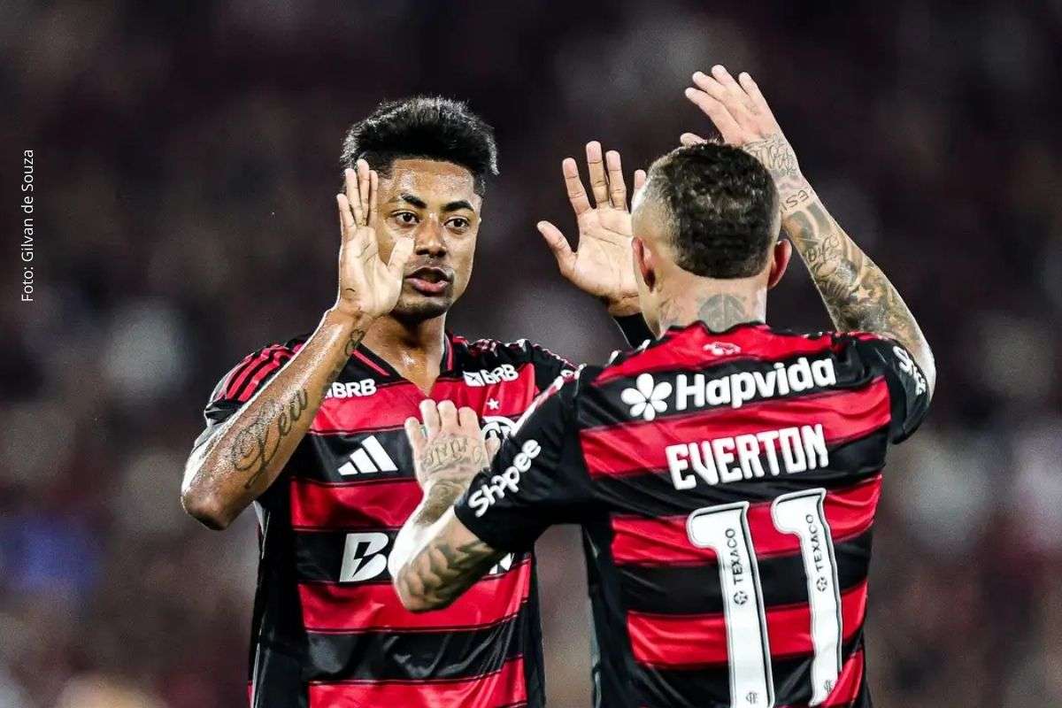 A partida acontece no Maracanã com cobertura completa da emissora pública.