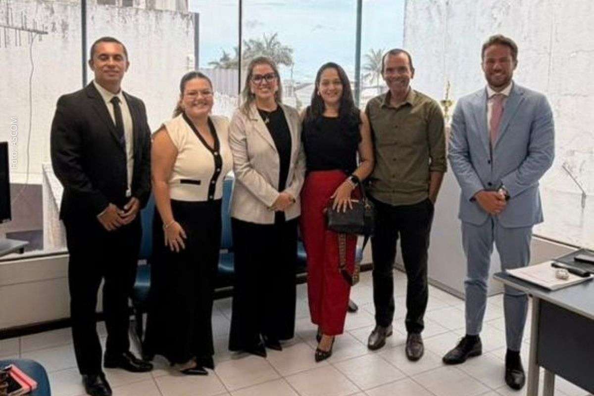 Reunião abordou horários, perícias, conduta de seguranças e captação de clientes na agência do INSS.