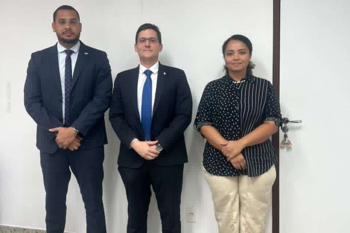 Encontro institucional no Fórum Filinto Bastos discutiu volume de processos, estrutura da VEP e acompanhamento do sistema de execução penal.