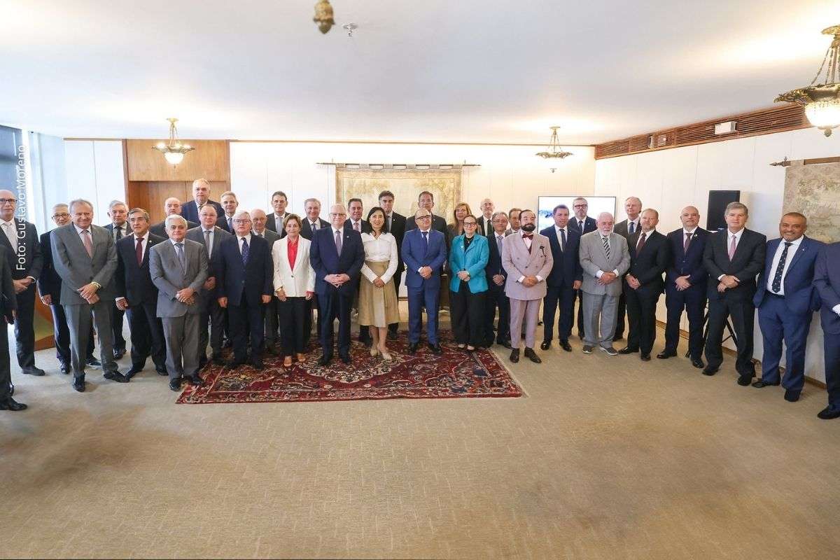 Encontro realizado em Brasília reuniu chefes do Judiciário e resultou em acordo de cooperação técnica voltado à transformação digital e aprimoramento da gestão judicial.