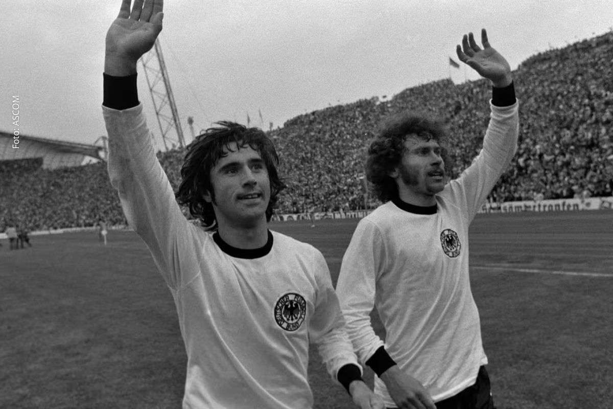 Marca centenária foi alcançada em oito edições do torneio e consolidou eficiência ofensiva da seleção alemã.