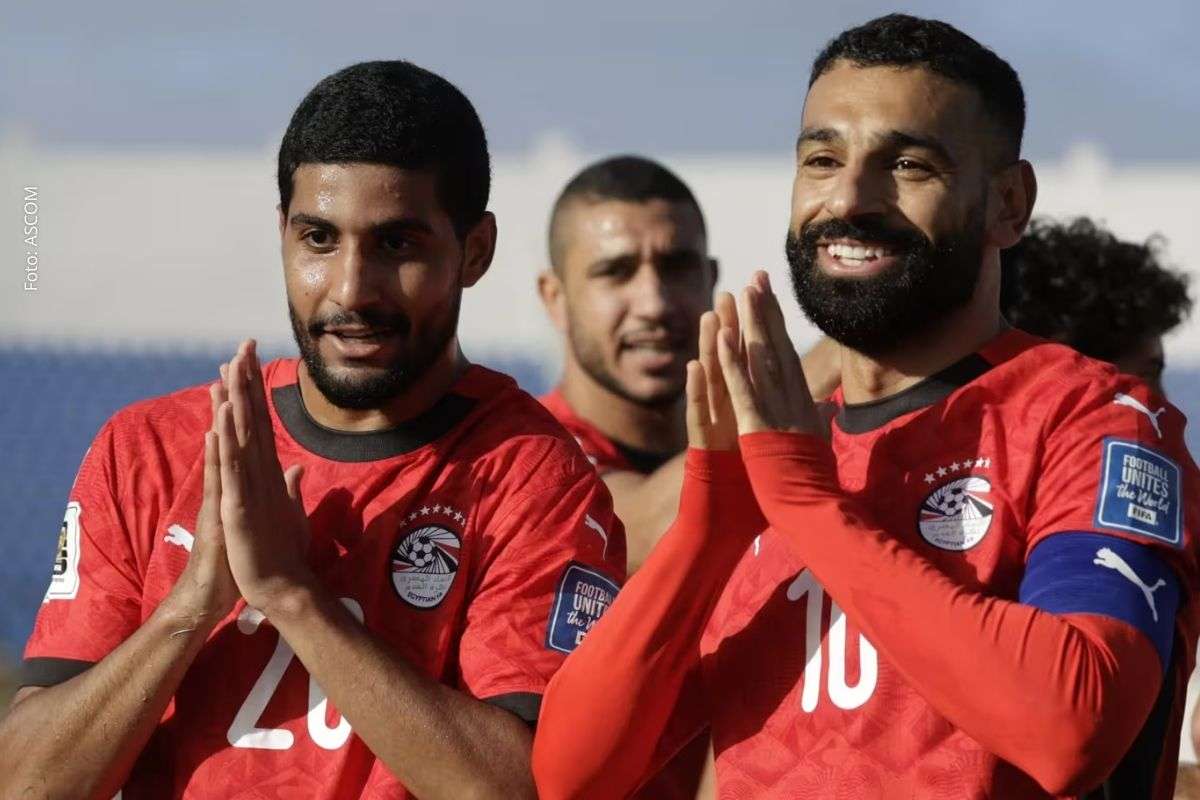 Seleção africana retorna ao Mundial com campanha invicta nas eliminatórias, liderança de Hossam Hassan e foco na quarta participação da história.