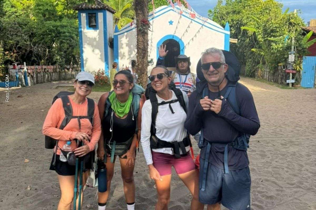 Percurso guiado combina natureza, história e interação com comunidades locais no sul da Bahia.