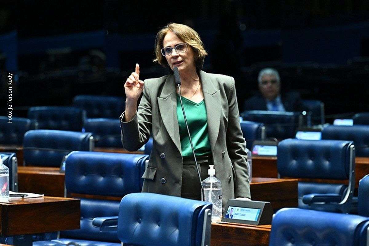 Proposta altera Lei do Estágio e prevê impacto em concursos públicos e inserção de jovens no mercado de trabalho.